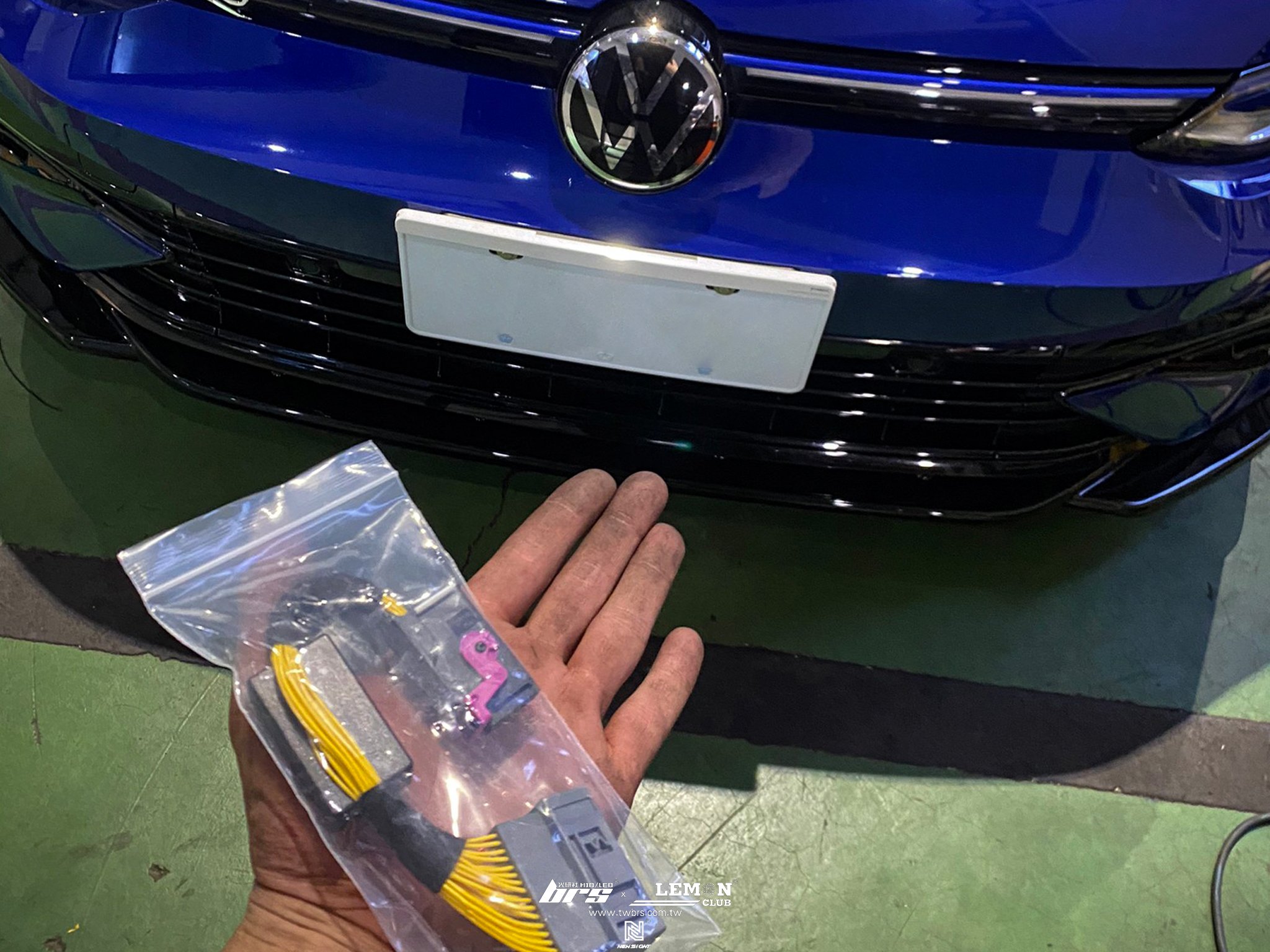 Volkswagen Golf 8 R 安裝 怠速熄火啟停自動關閉器+類MAX前下巴