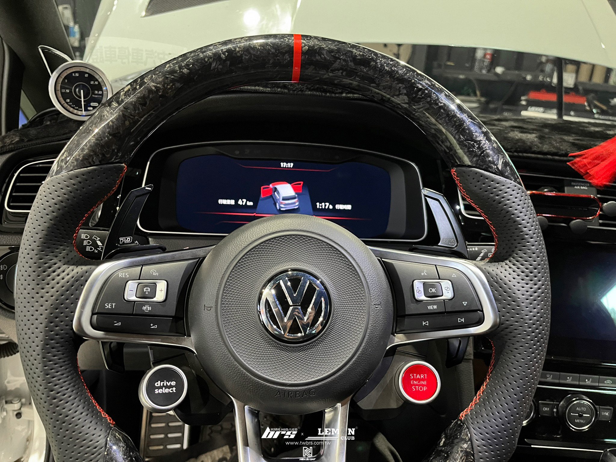 Volkswagen Golf 7.5 安裝 方向盤啟動按鍵