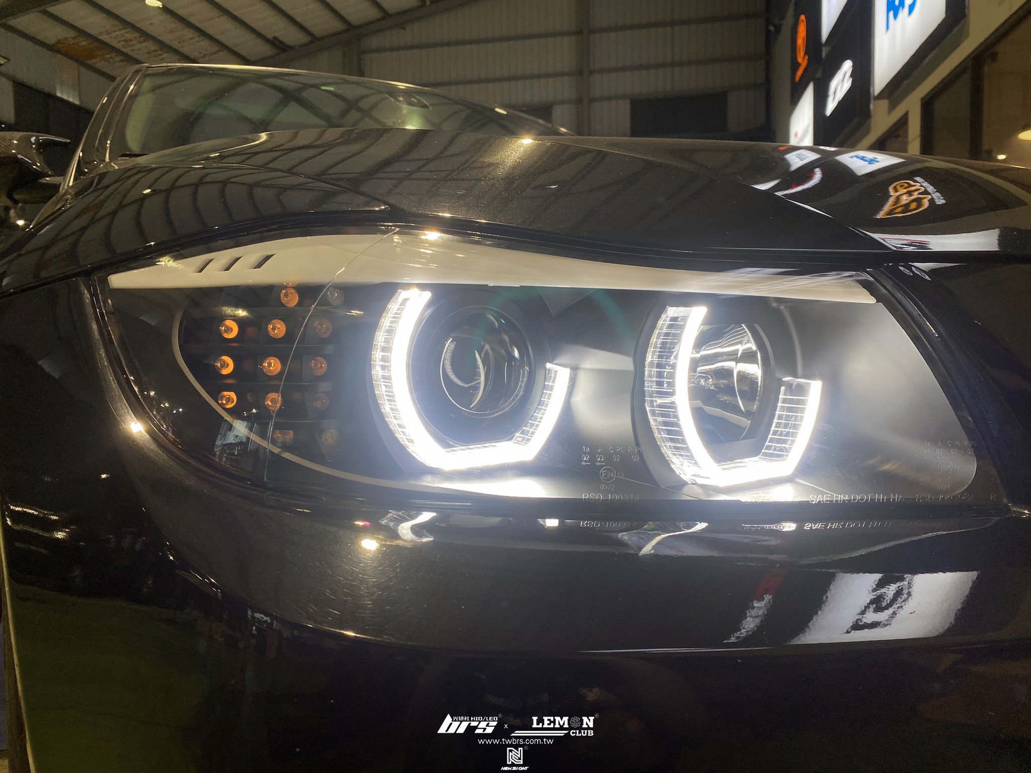 BMW E90 安裝 黑底款魚眼大燈總成