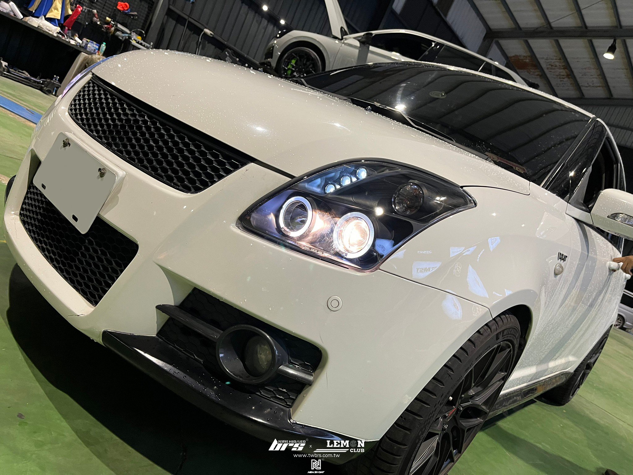 Suzuki Swift 安裝 雙光圈魚眼大燈總成