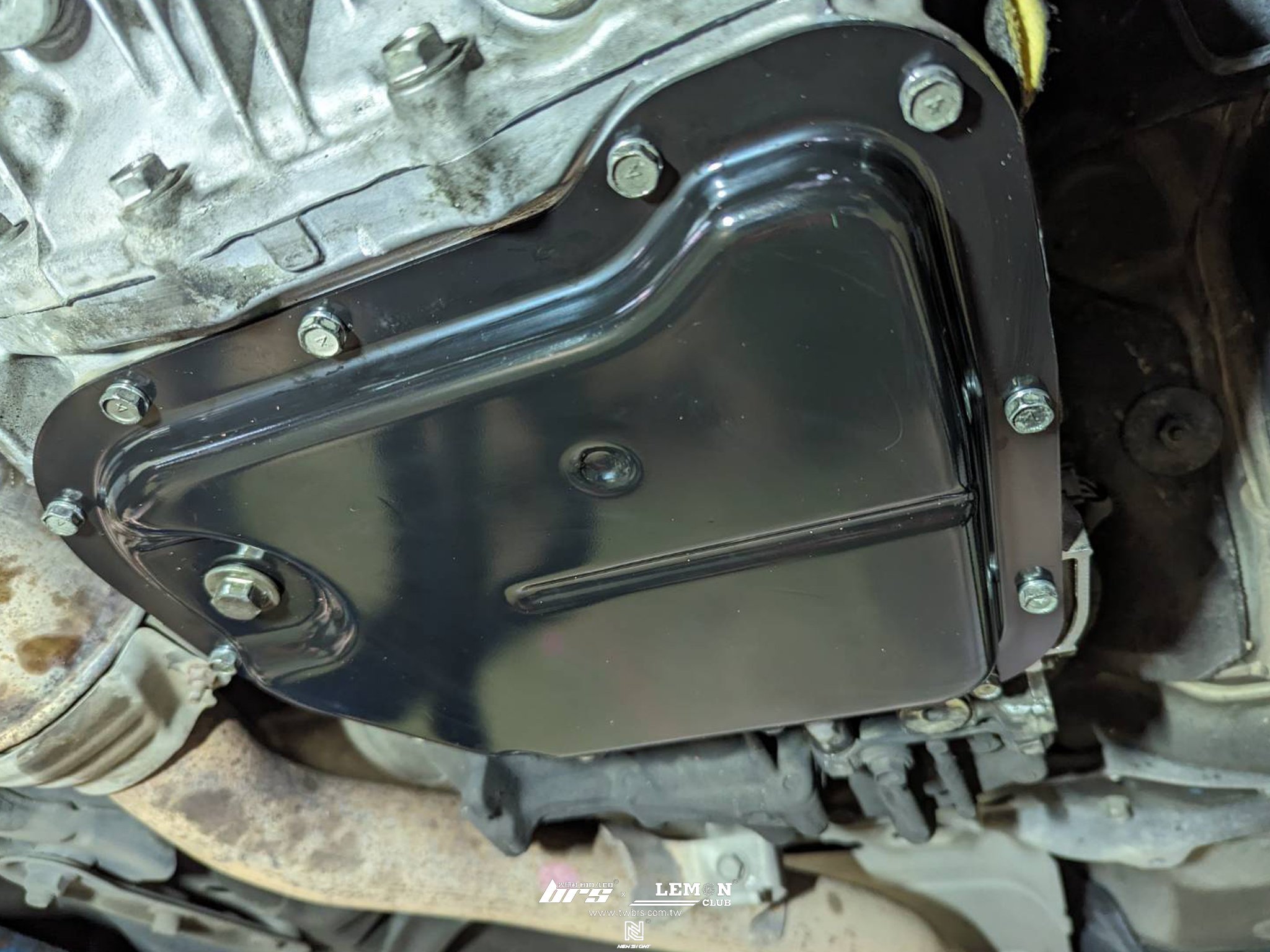 Subaru Outback 保養 變速箱油冷卻器更換+變速箱油底殼更換+變速箱油更換+變速箱濾網更換+水箱更換+節溫器更換+水箱蓋更換