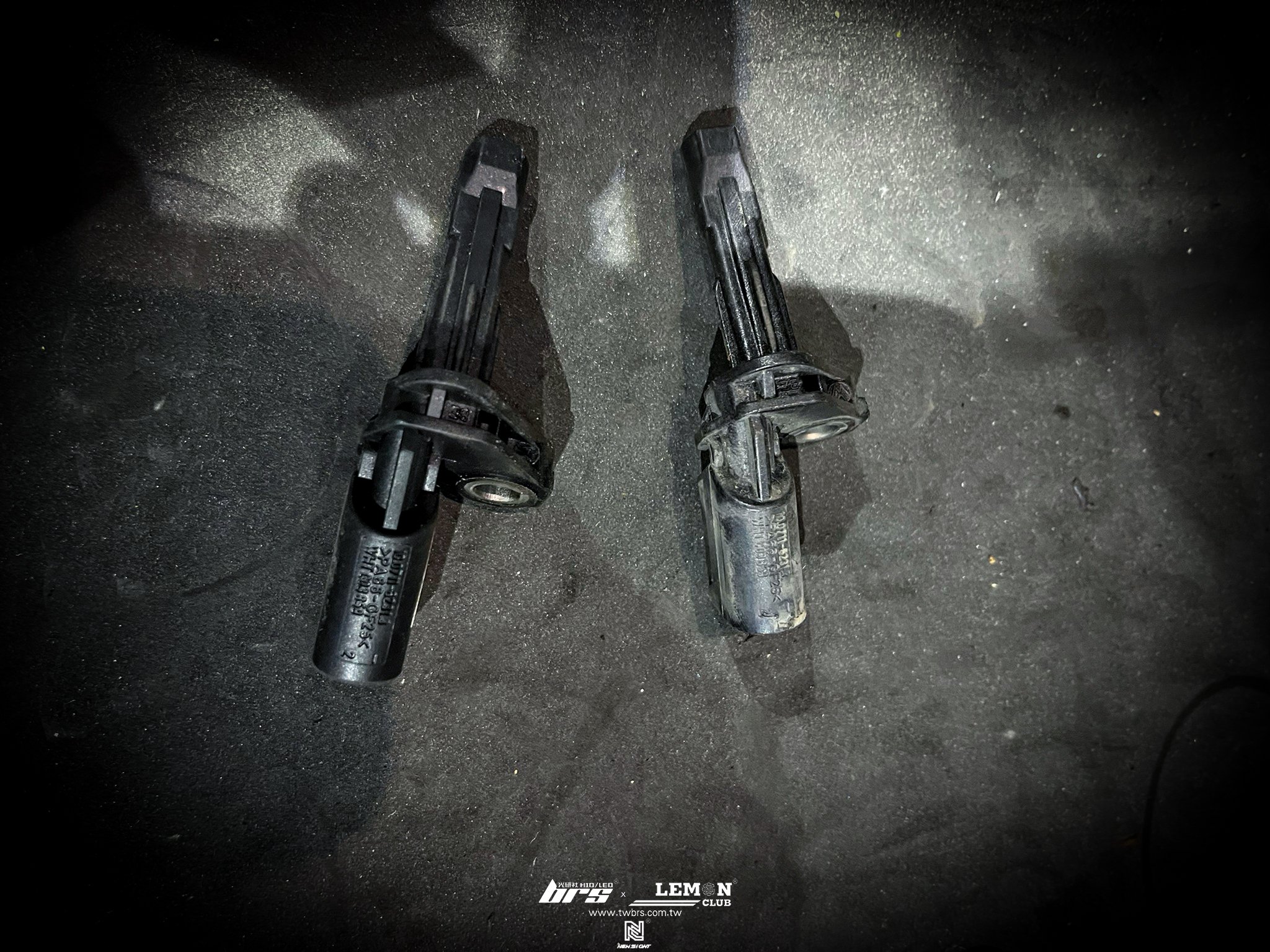 Skoda Octacia MK3 安裝 左後輪速感知器更換