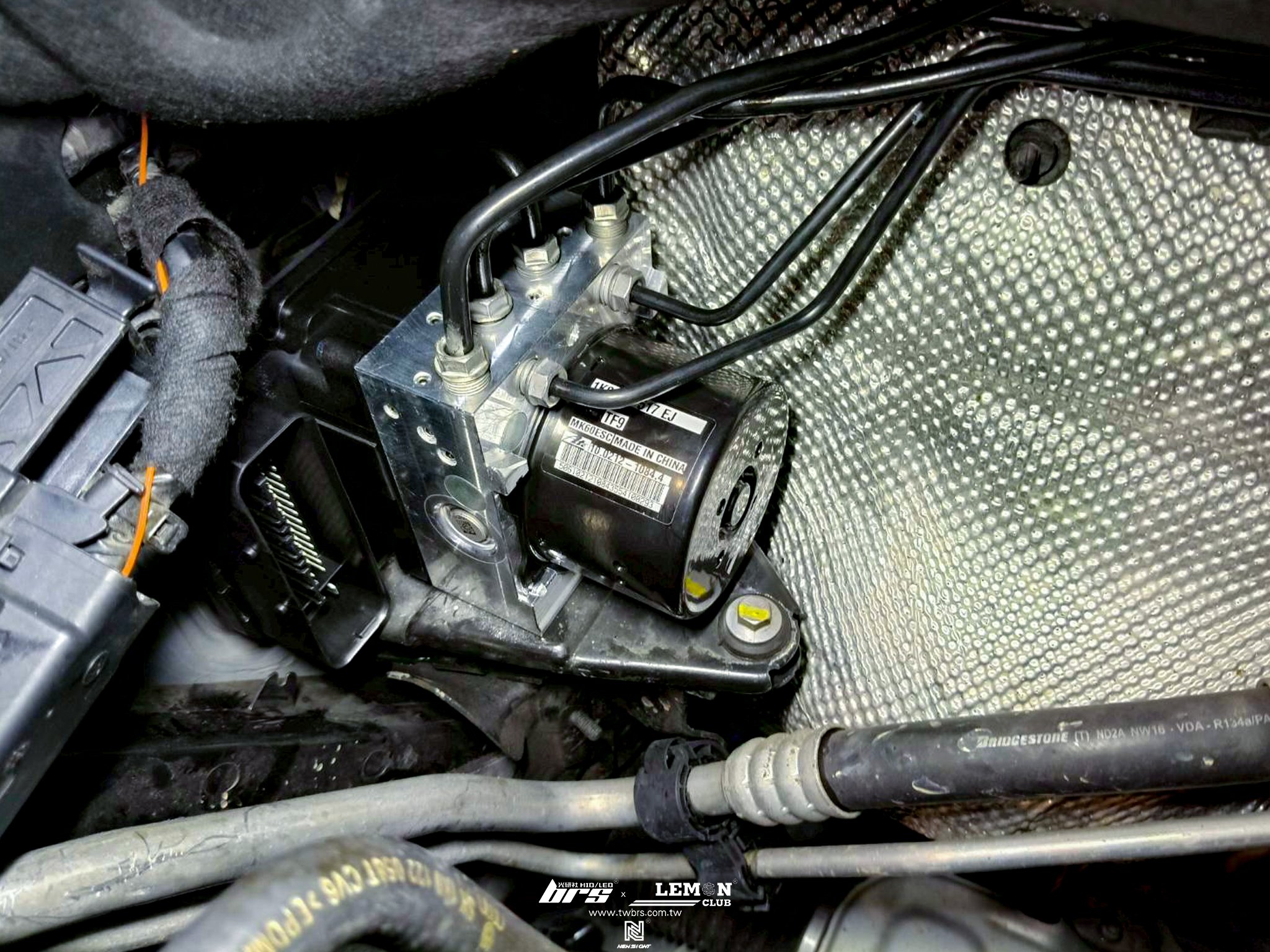 Skoda Yeti 保養 ABS總泵更換