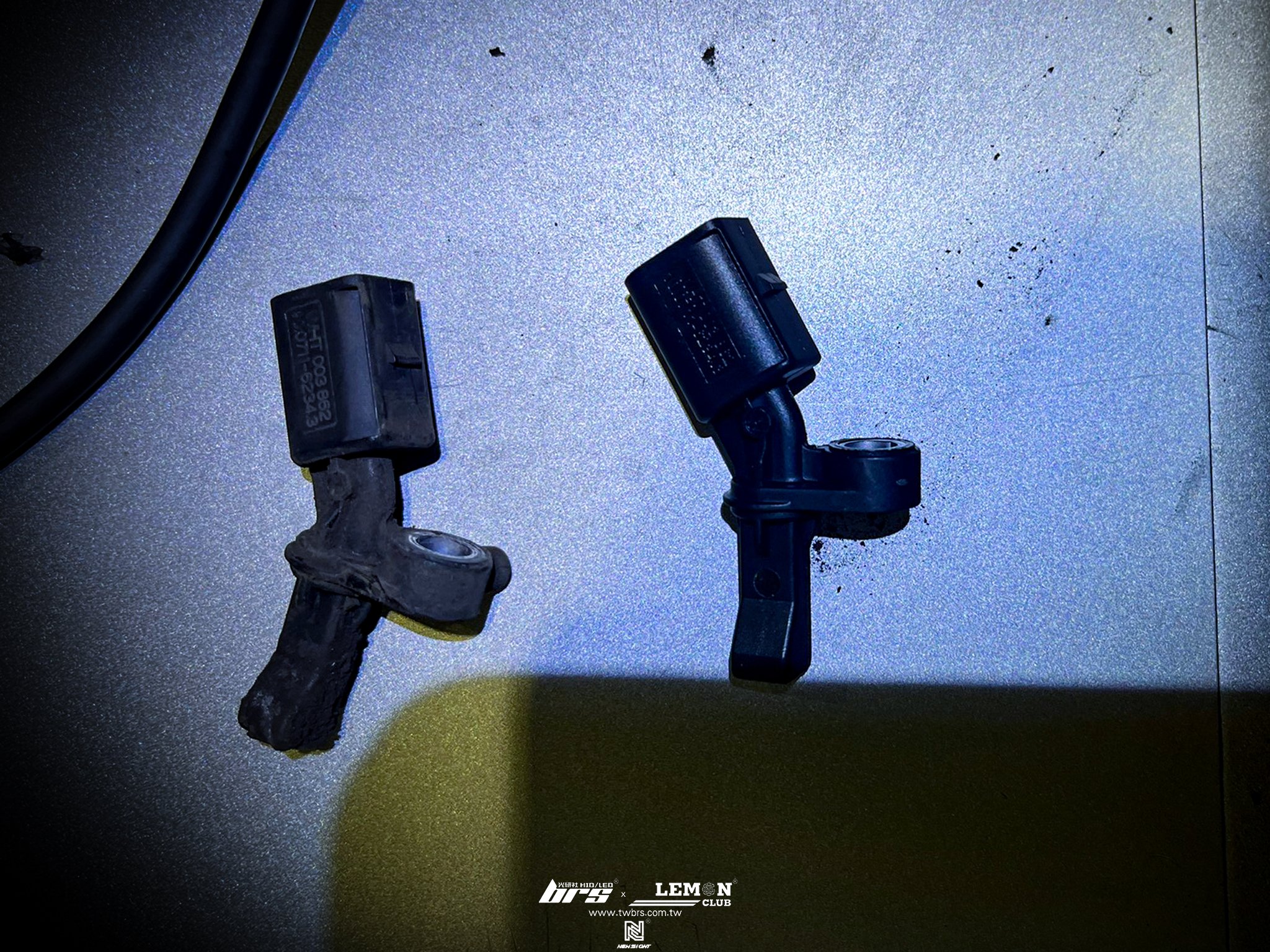 Skoda Rapid 安裝 右後輪速感知器