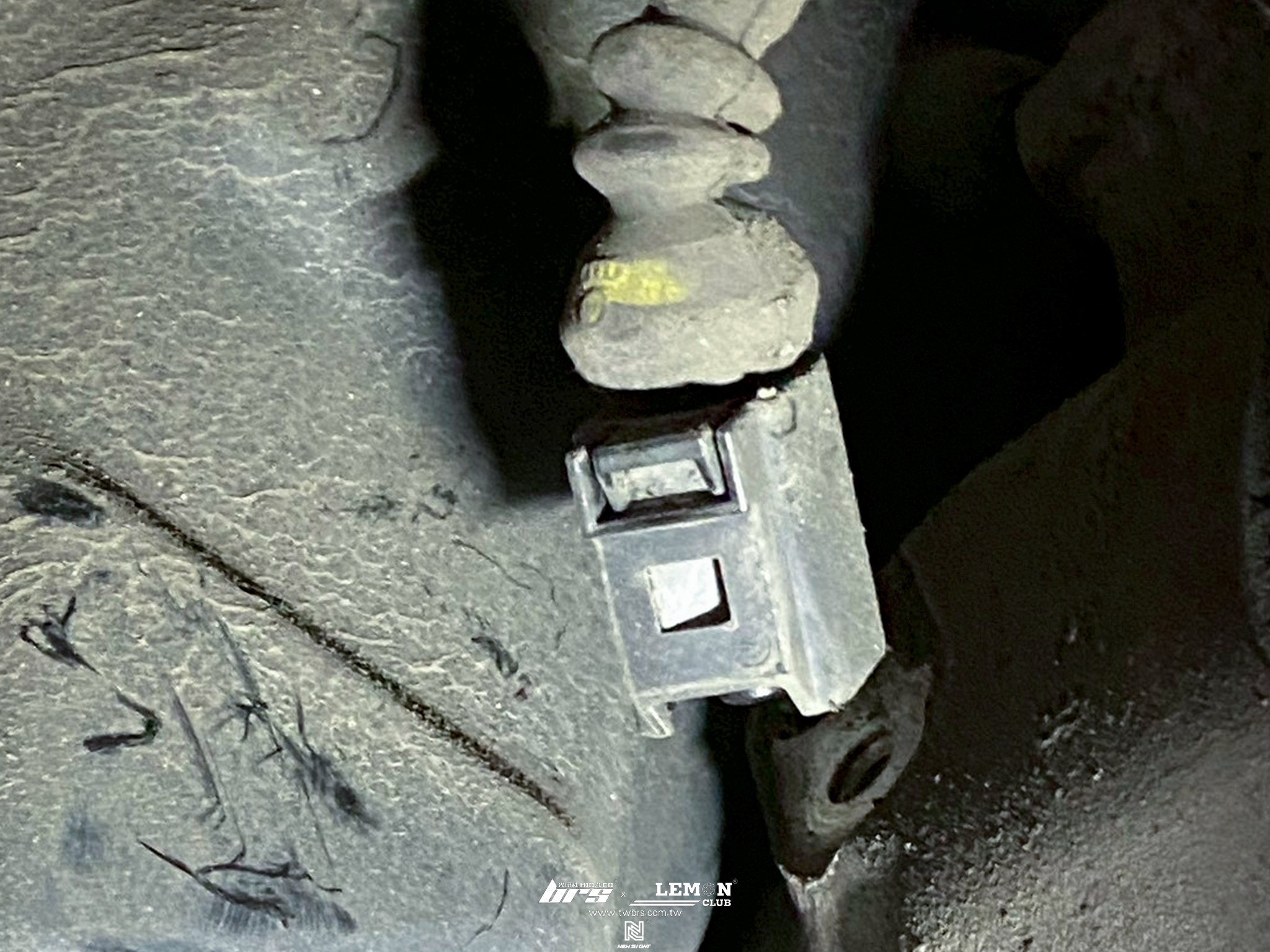 Skoda Kodiaq 安裝 左前輪速感知器更換+右前輪速感知器更換+左後輪速感知器更換