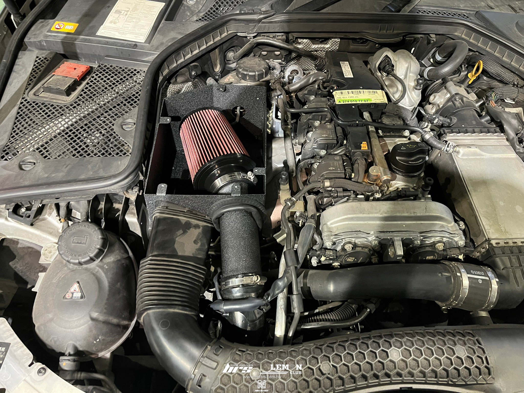 Benz W205 C250 安裝 MST進氣系統