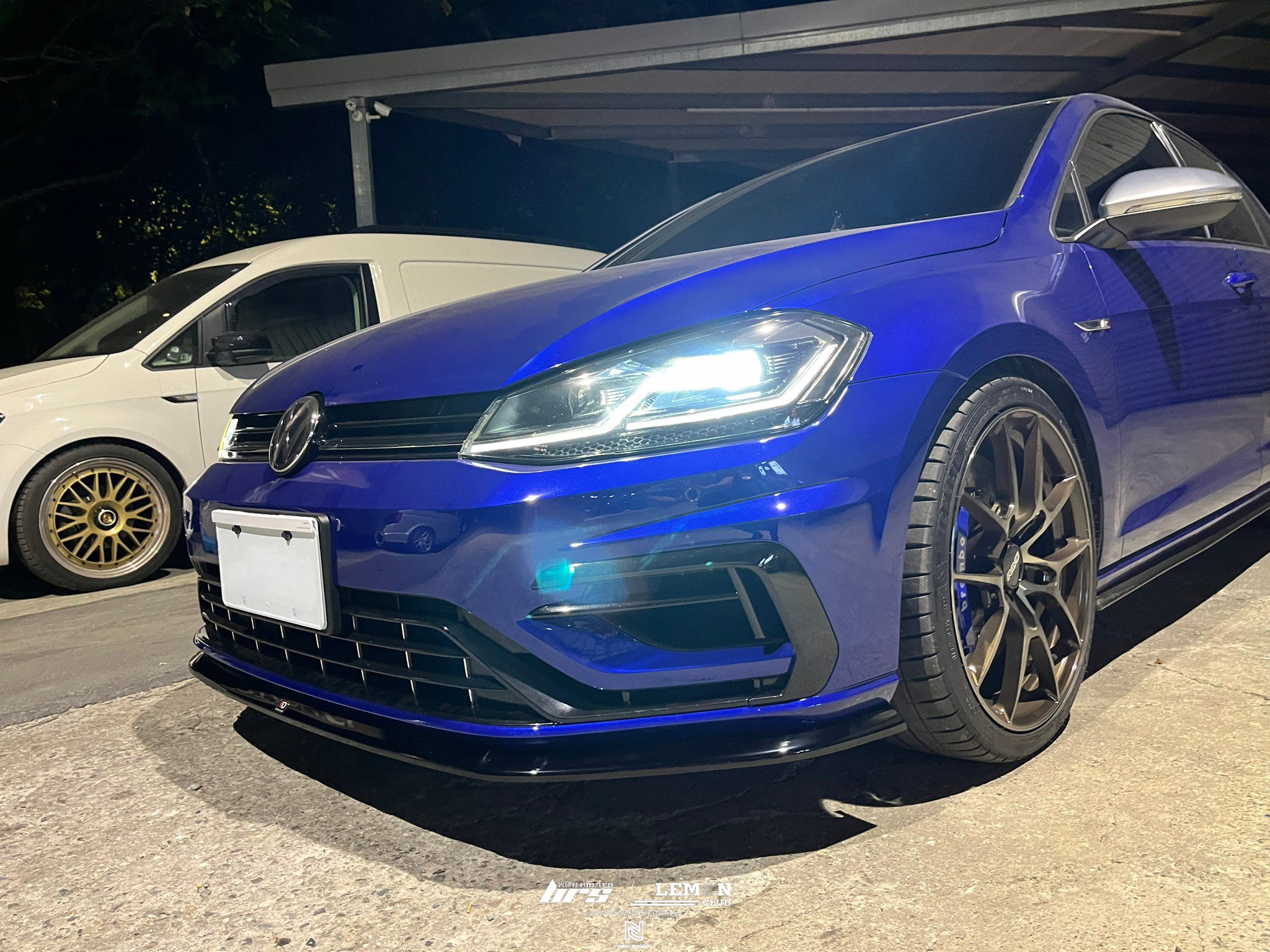Volkswagen Golf 7.5 R 安裝 MAXTON前下巴