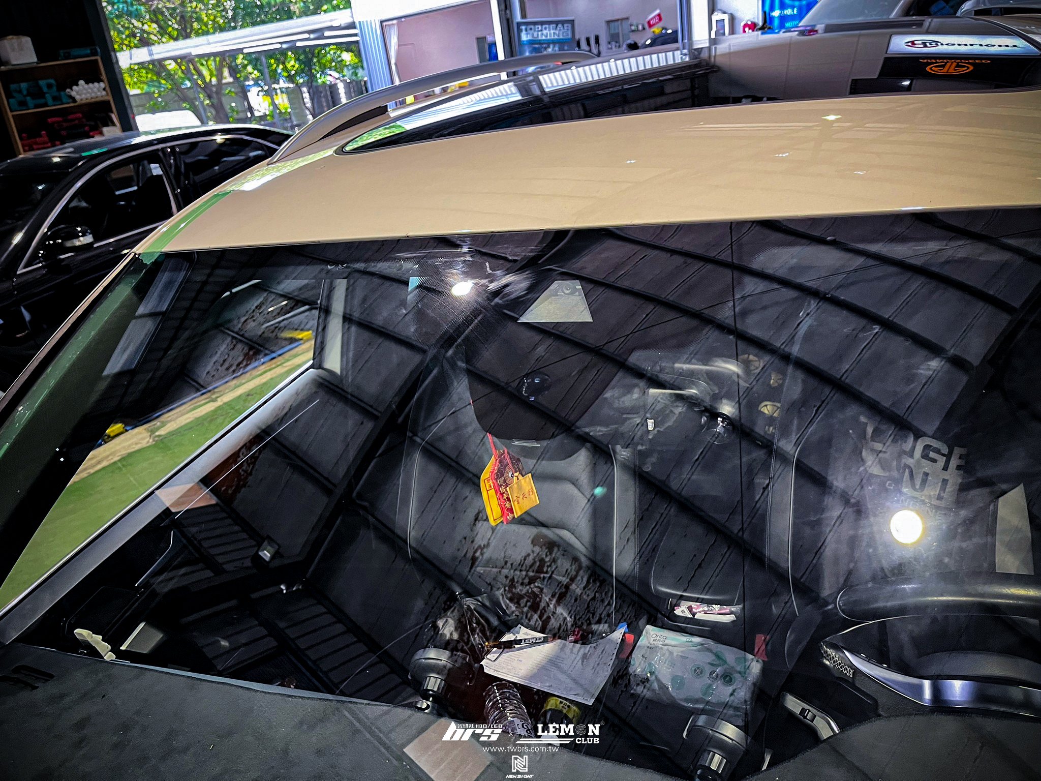 Volkswagen New Tiguan 安裝 原廠車道保持系統(2Q0鏡頭)