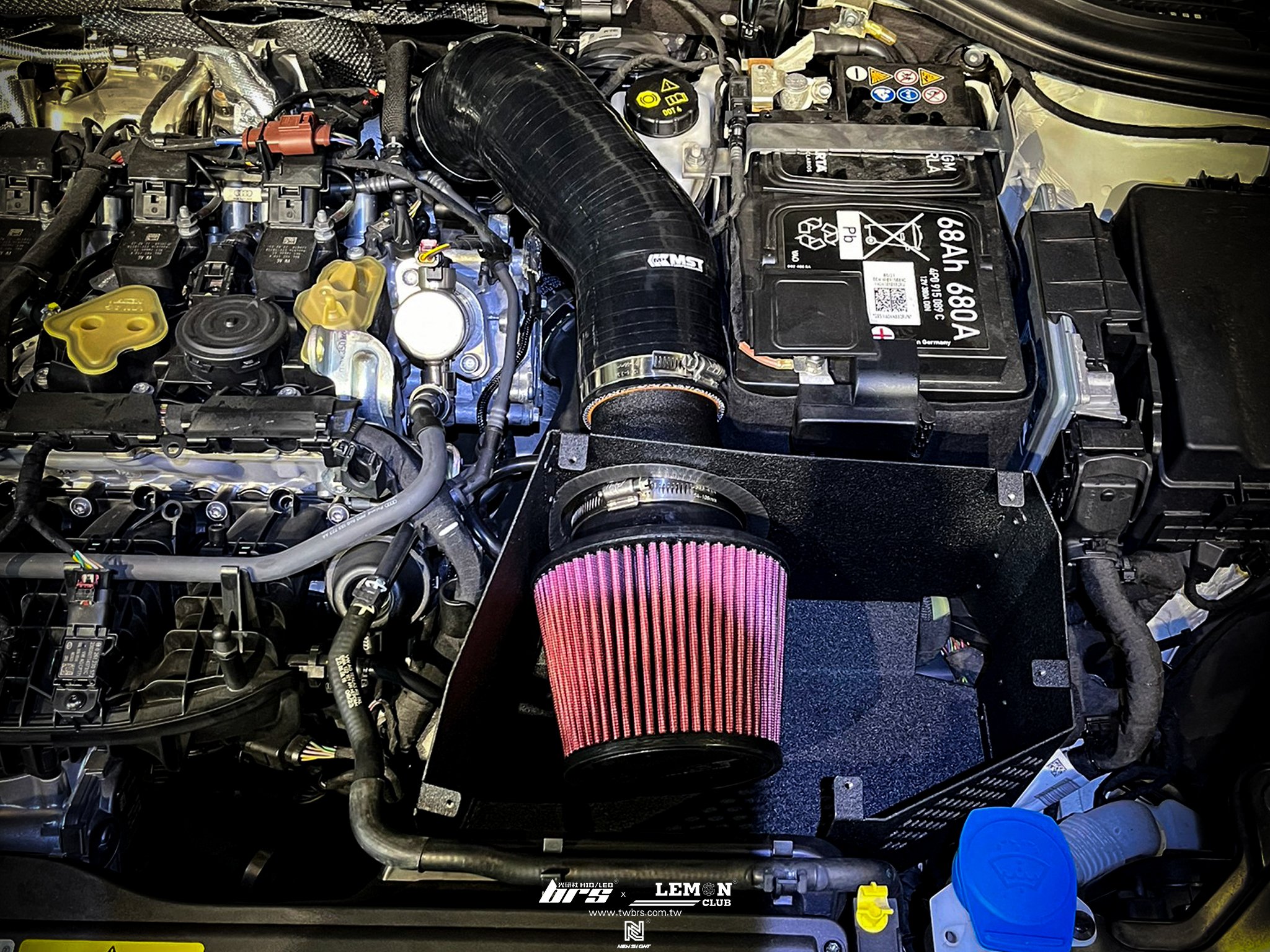 Volkswagen Golf 8 GTI 安裝 MST進氣系統