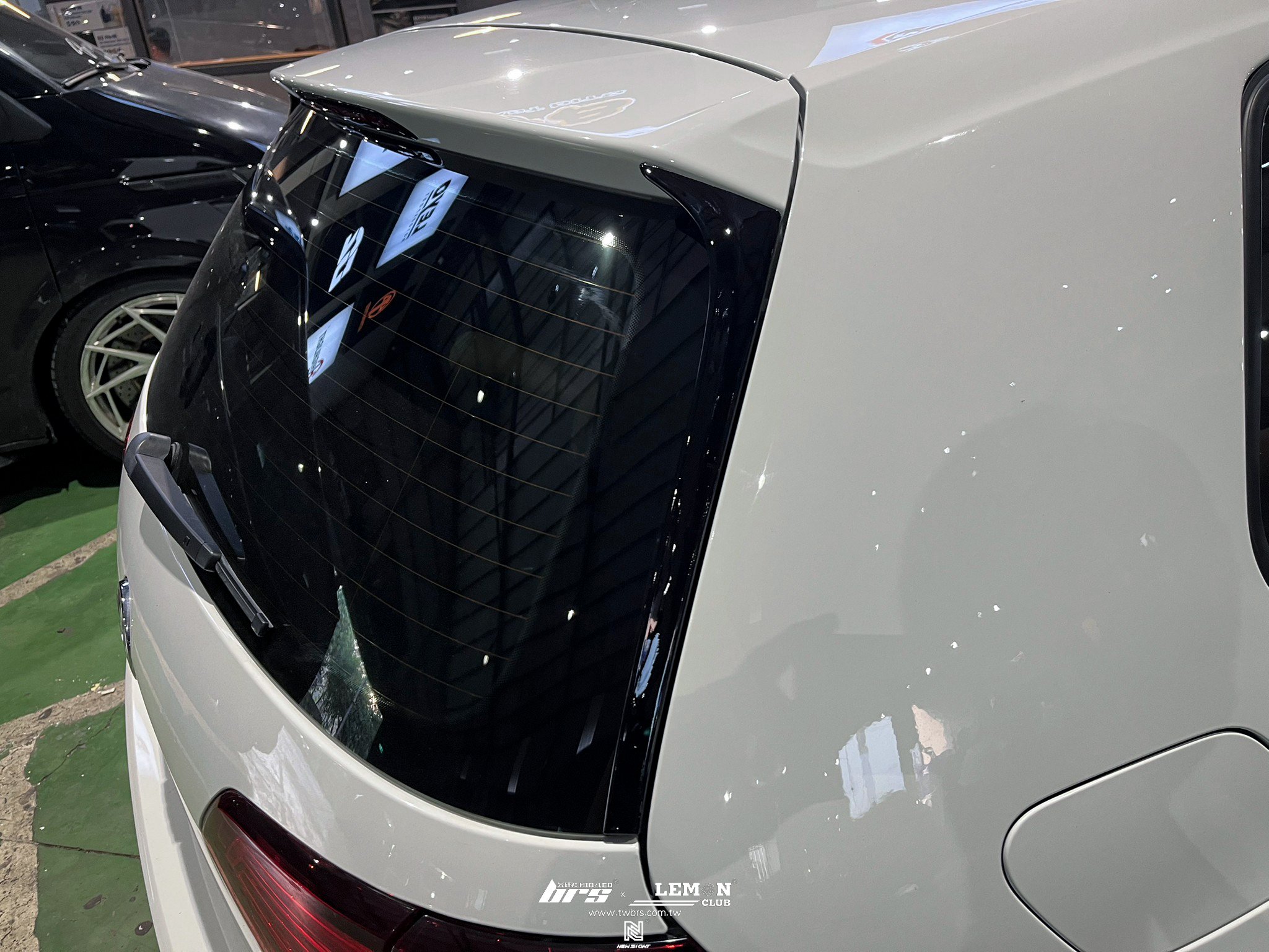 Volkswagen Golf 7.5 安裝 側翼