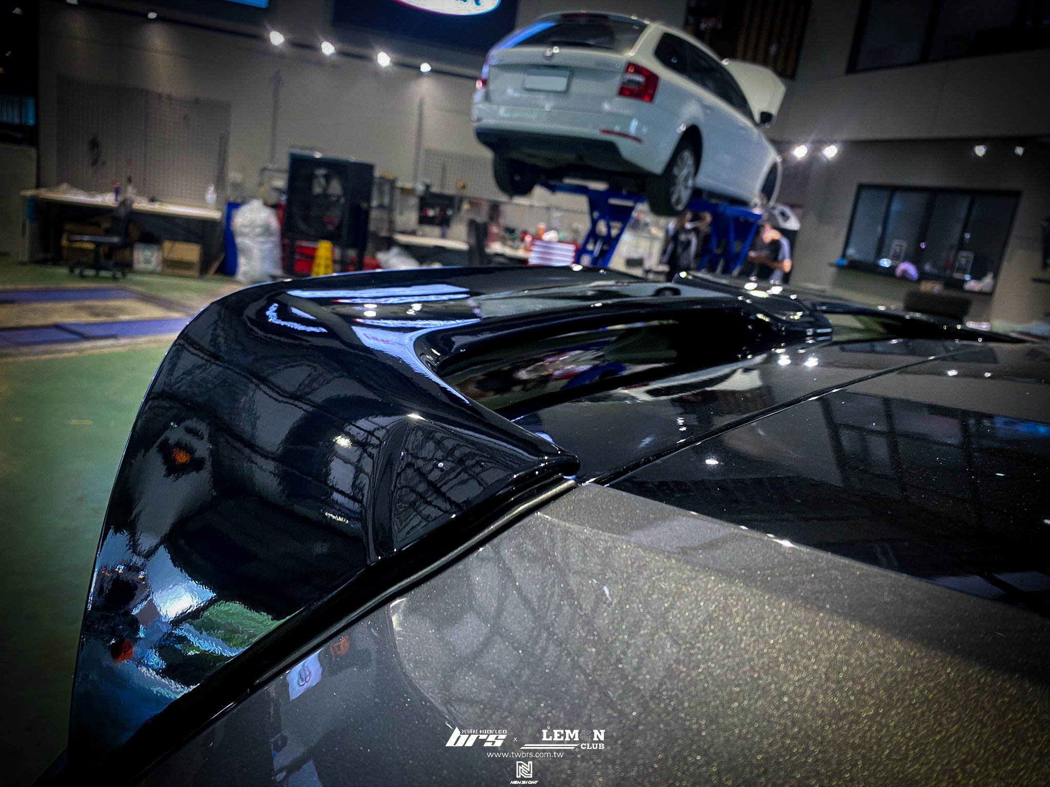 Volkswagen Golf 7 安裝 類O尾翼