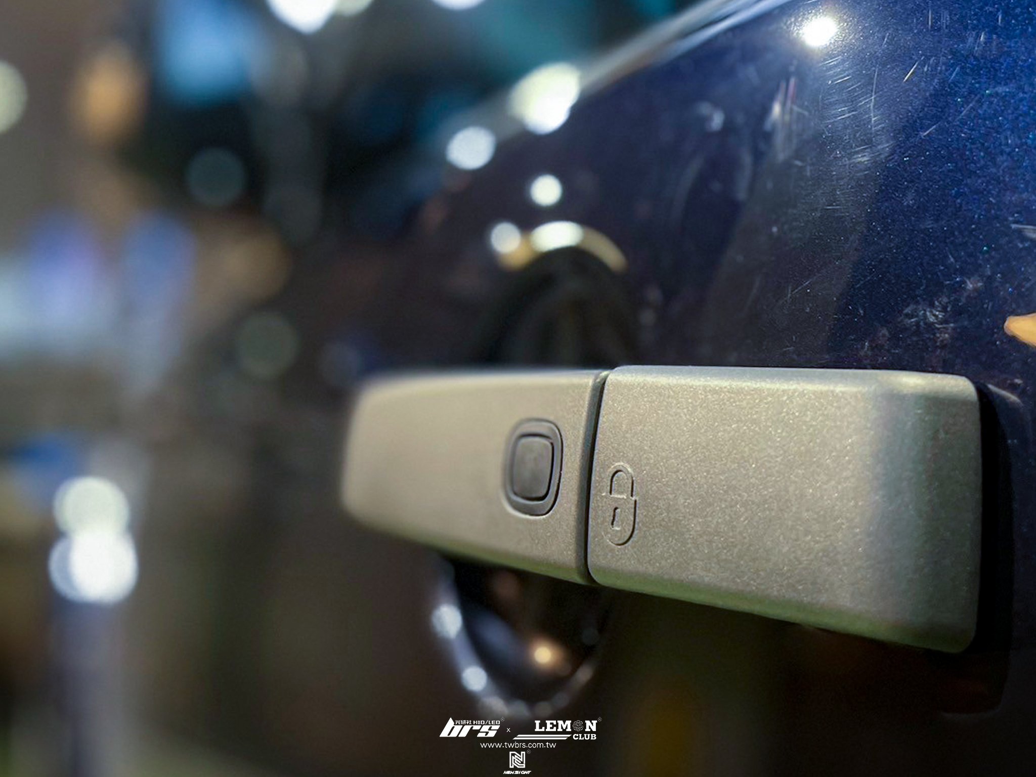 Land Rover Defender 安裝 免鑰匙車門把手