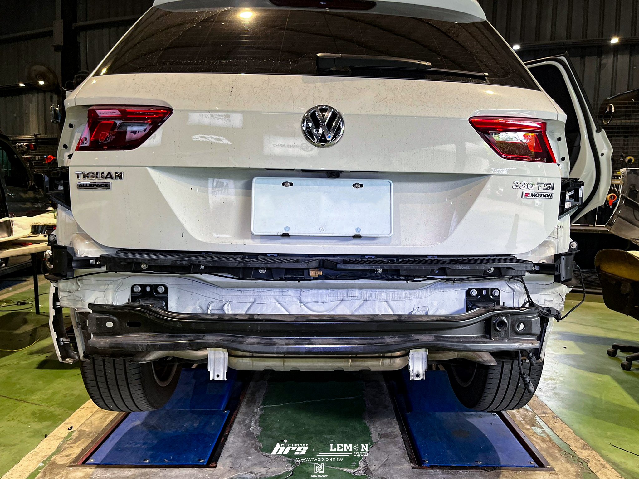 Volkswagen New Tiguan 安裝 原廠2Q盲點偵測系統(鏡片式)