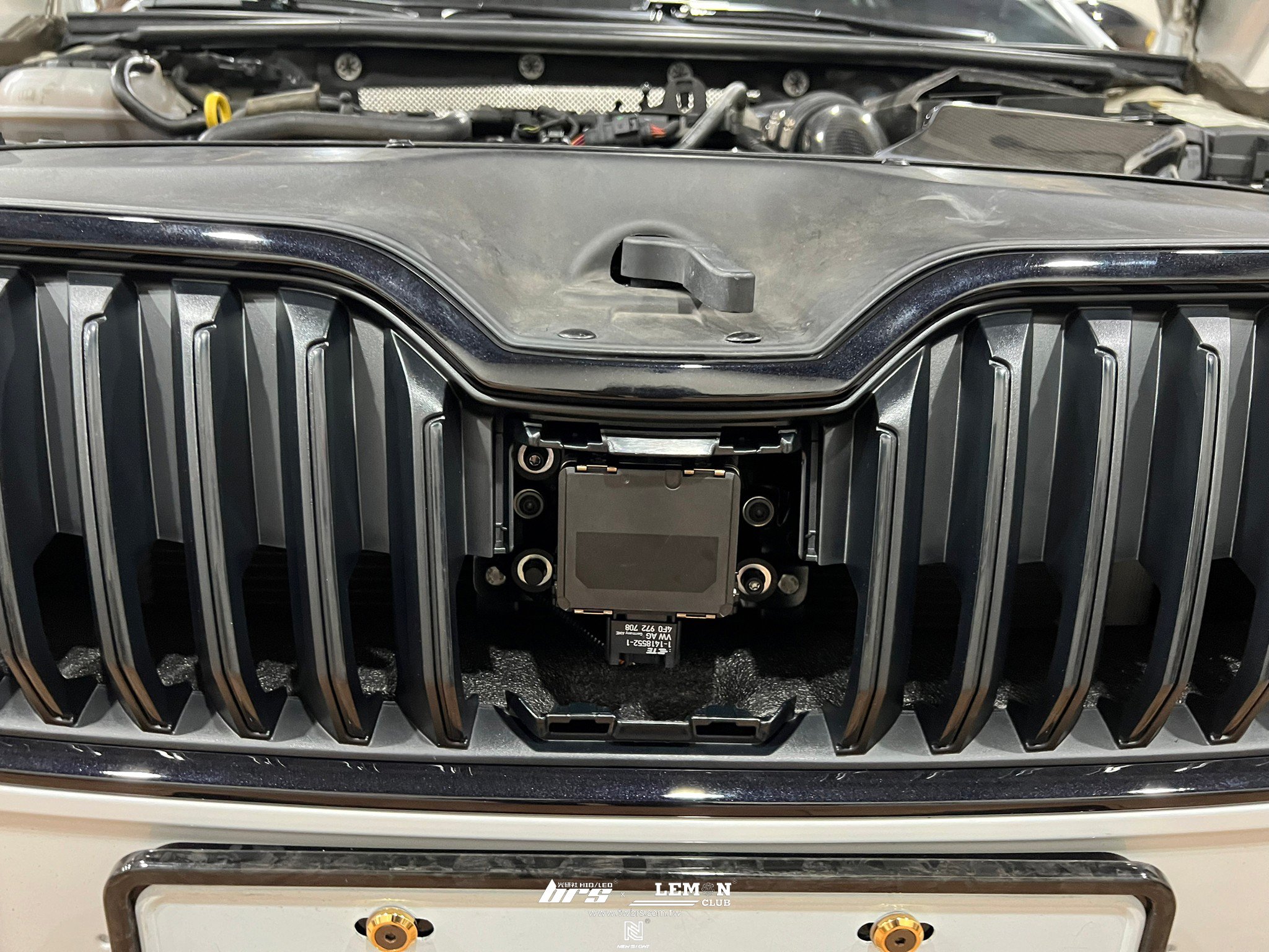 Skoda Superb 安裝 ACC主動巡航車距控制系統