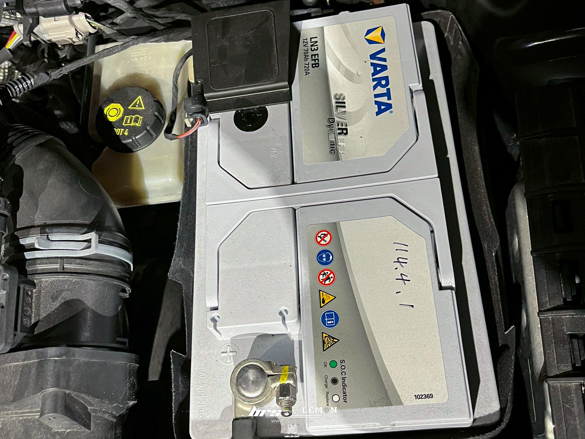 Skoda Kodiaq 安裝 韓國VARTA LN3 70AH電瓶更換