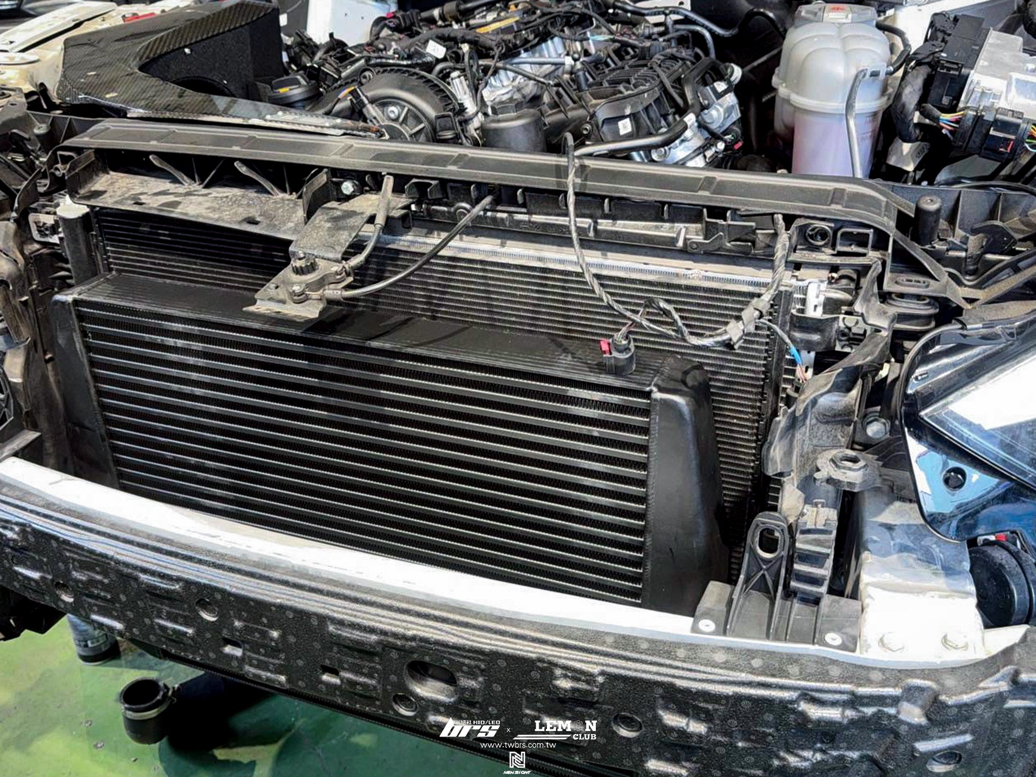 Audi A5 B9.5 保養 德國LIQUI MOLY 0W20頂級機油更換+原廠機油芯更換+原廠洩油螺絲+墊片更換+WT加大中冷器