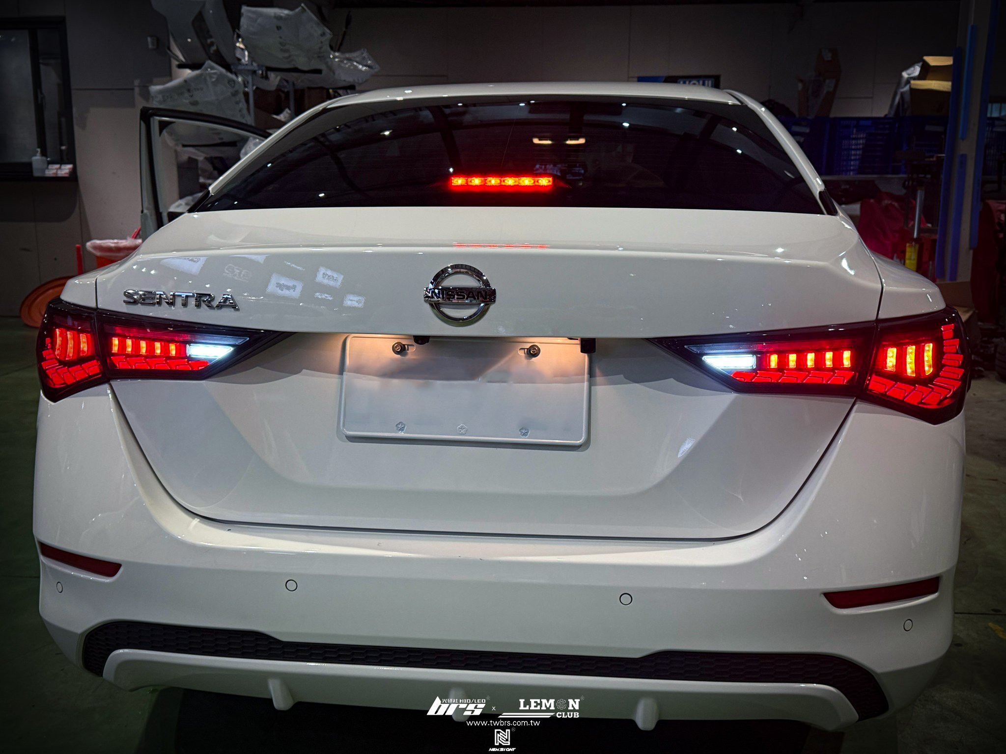 Nissan Sentra 安裝 序列式流水LED尾燈
