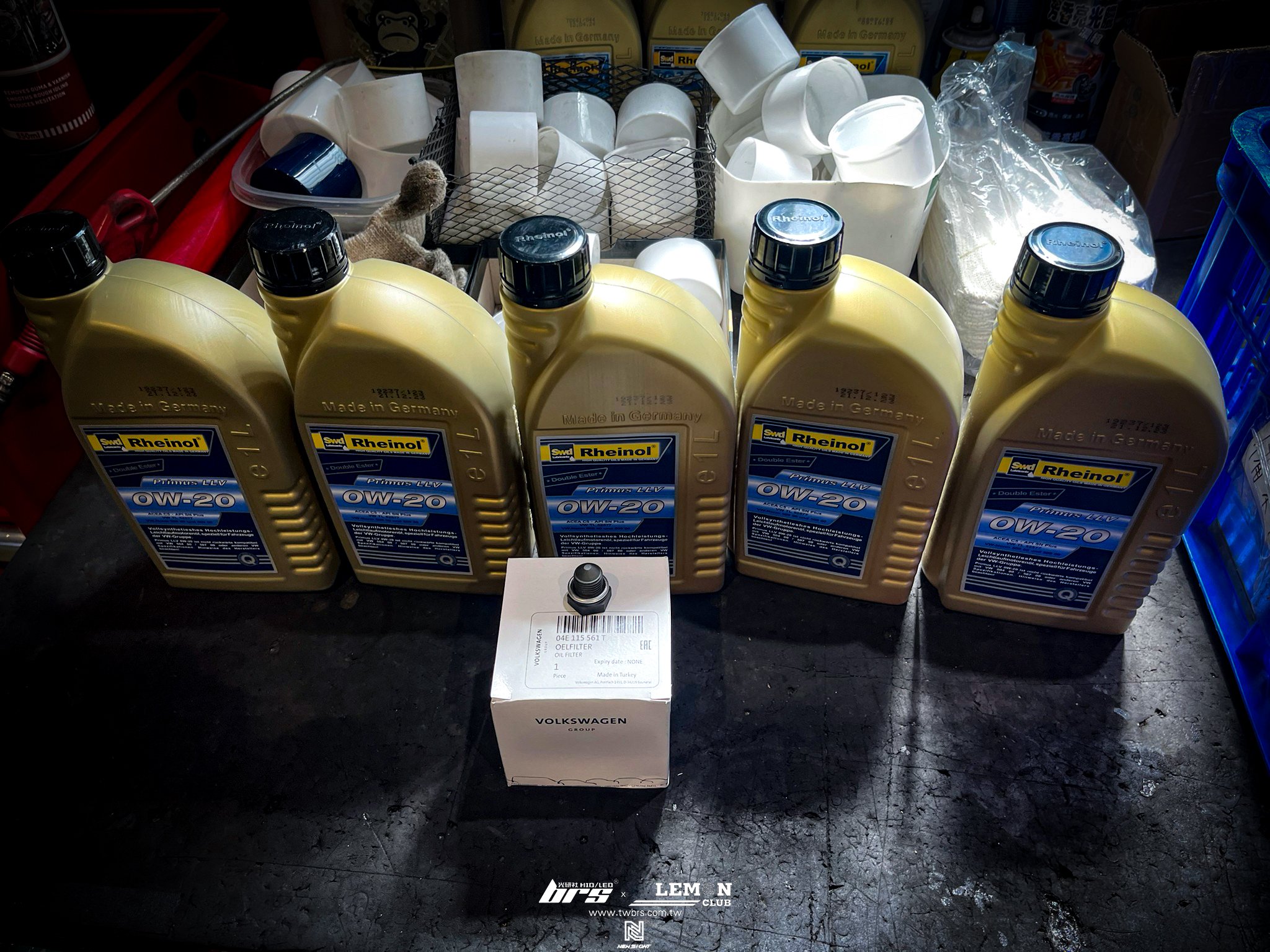 Skoda Superb 保養 德國Rheinol萊茵機油0W20更換+原廠機油芯更換+原廠洩油螺絲+墊片更換