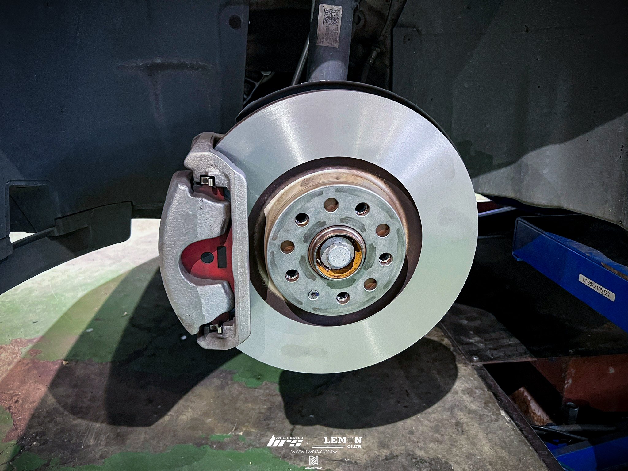 Volkswagen New Tiguan 安裝 前碟盤平面車削