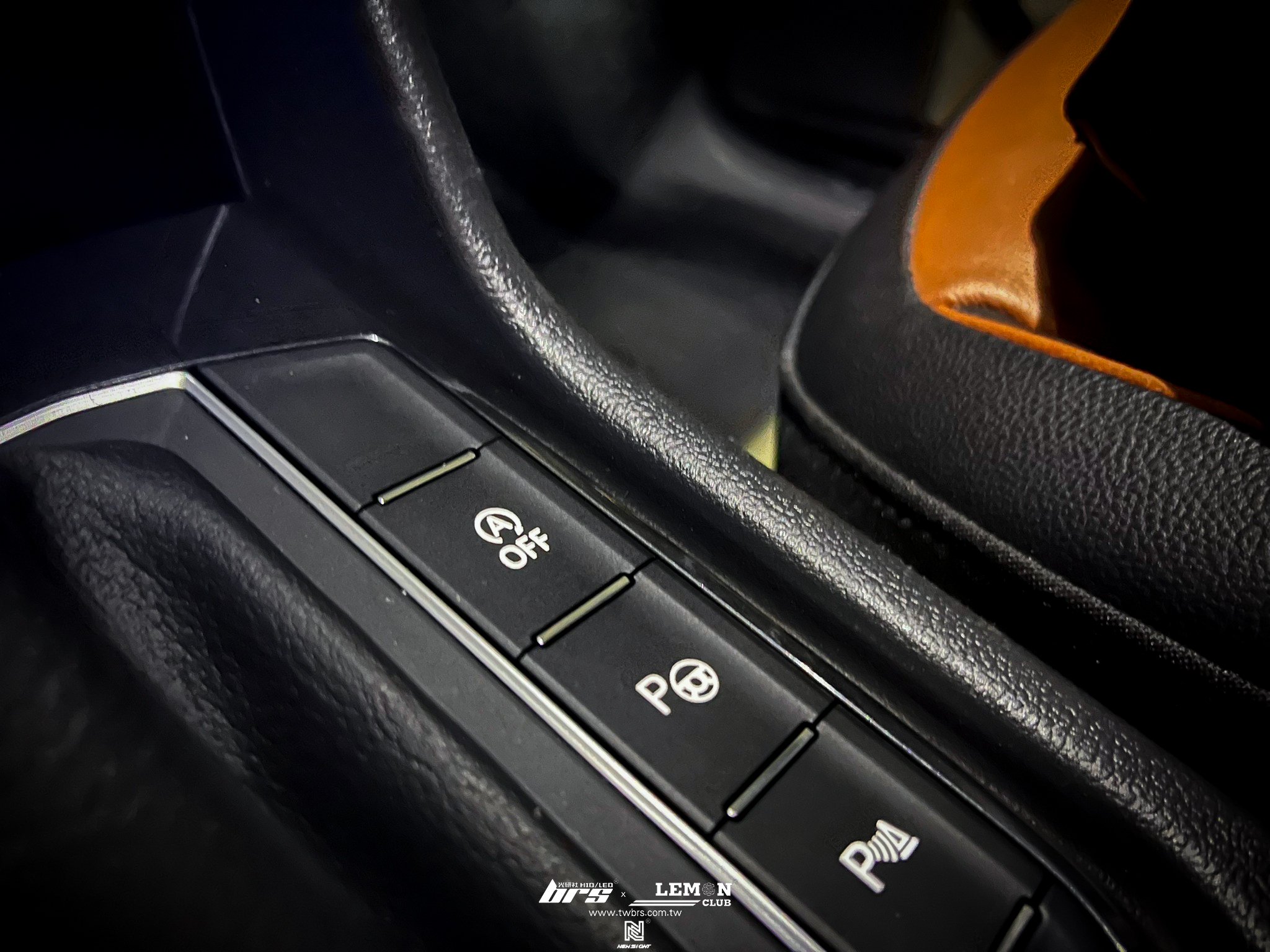 Volkswagen New Tiguan 安裝 升級自動停車