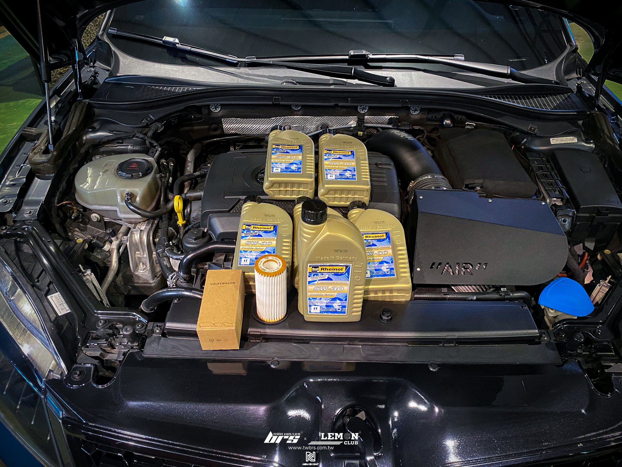 Skoda Superb 保養 德國Rheinol萊茵機油5W30更換+原廠機油芯更換+原廠洩油螺絲+墊片更換