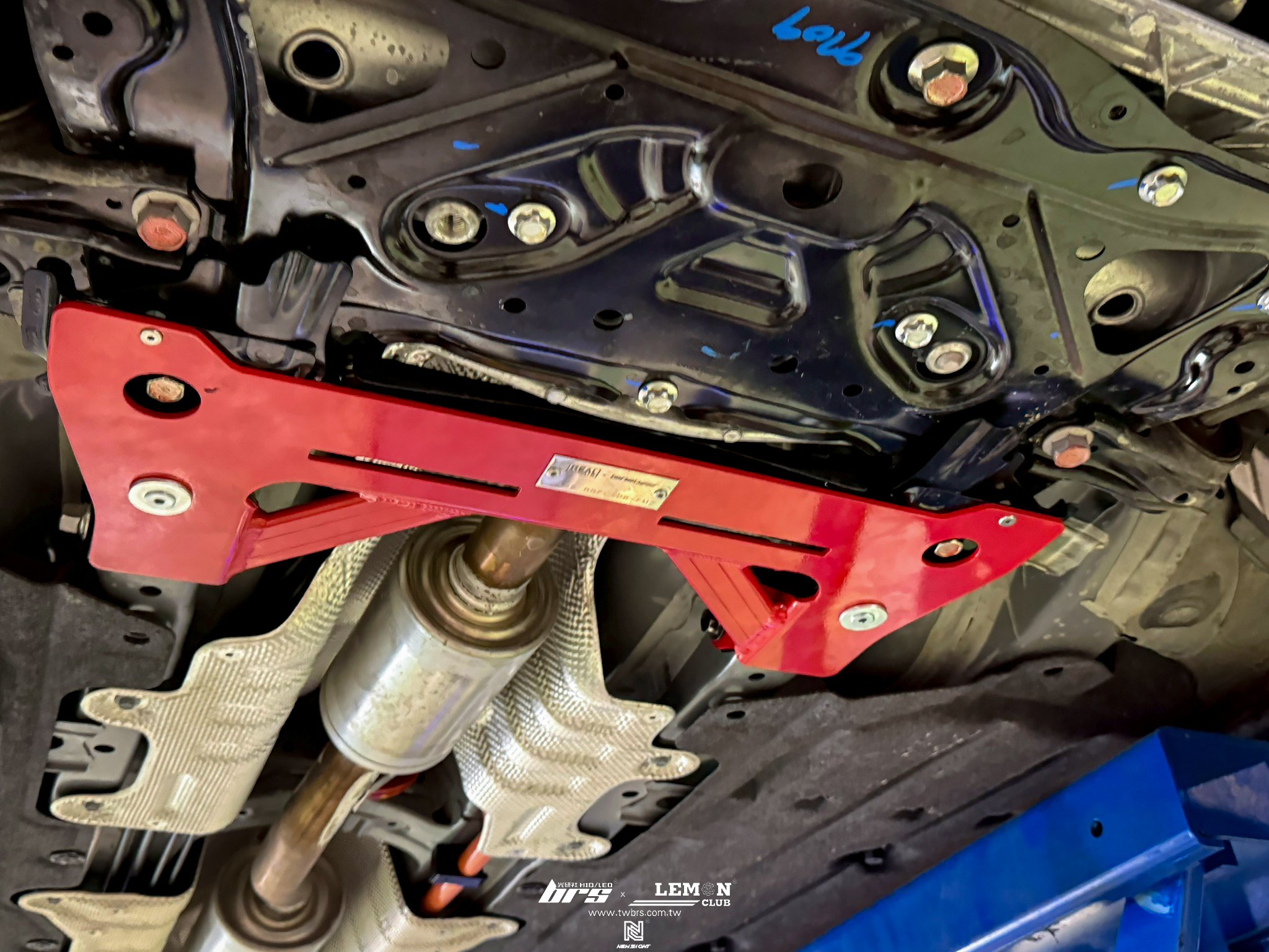 Honda Civic MK11 安裝 HARDRACE後下結構拉桿+TANABE底盤前下拉桿+專用副車架襯套+BMC高流量空氣濾芯+HUNTER 3D電腦四輪定位+NGK火星塞更換