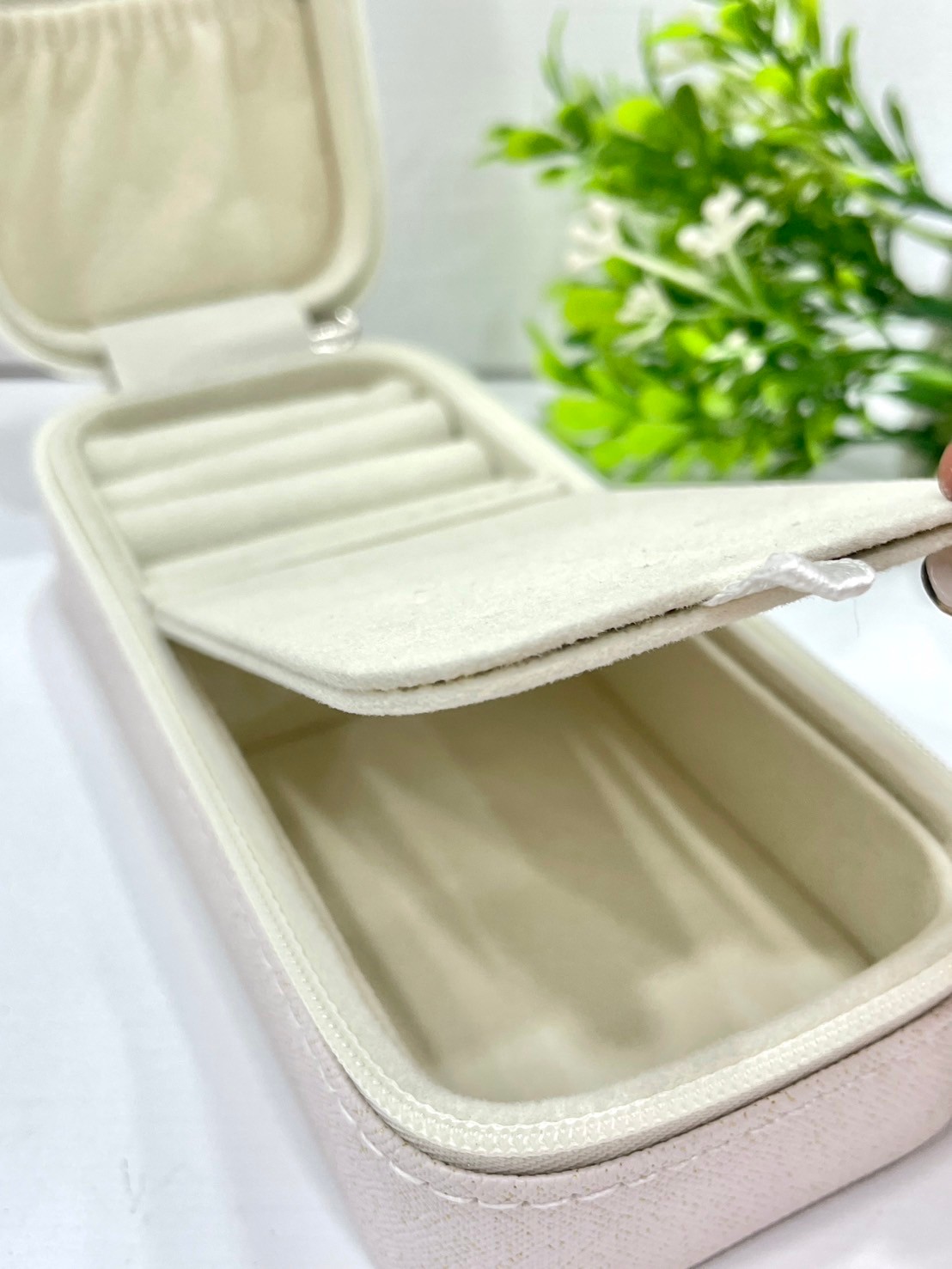 JS 長型手拿太空艙飾品收納盒