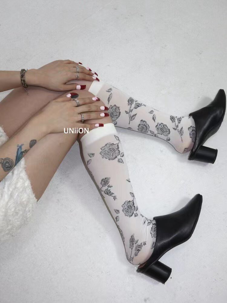 韓國 UNI 韓系個性玫瑰長筒長襪