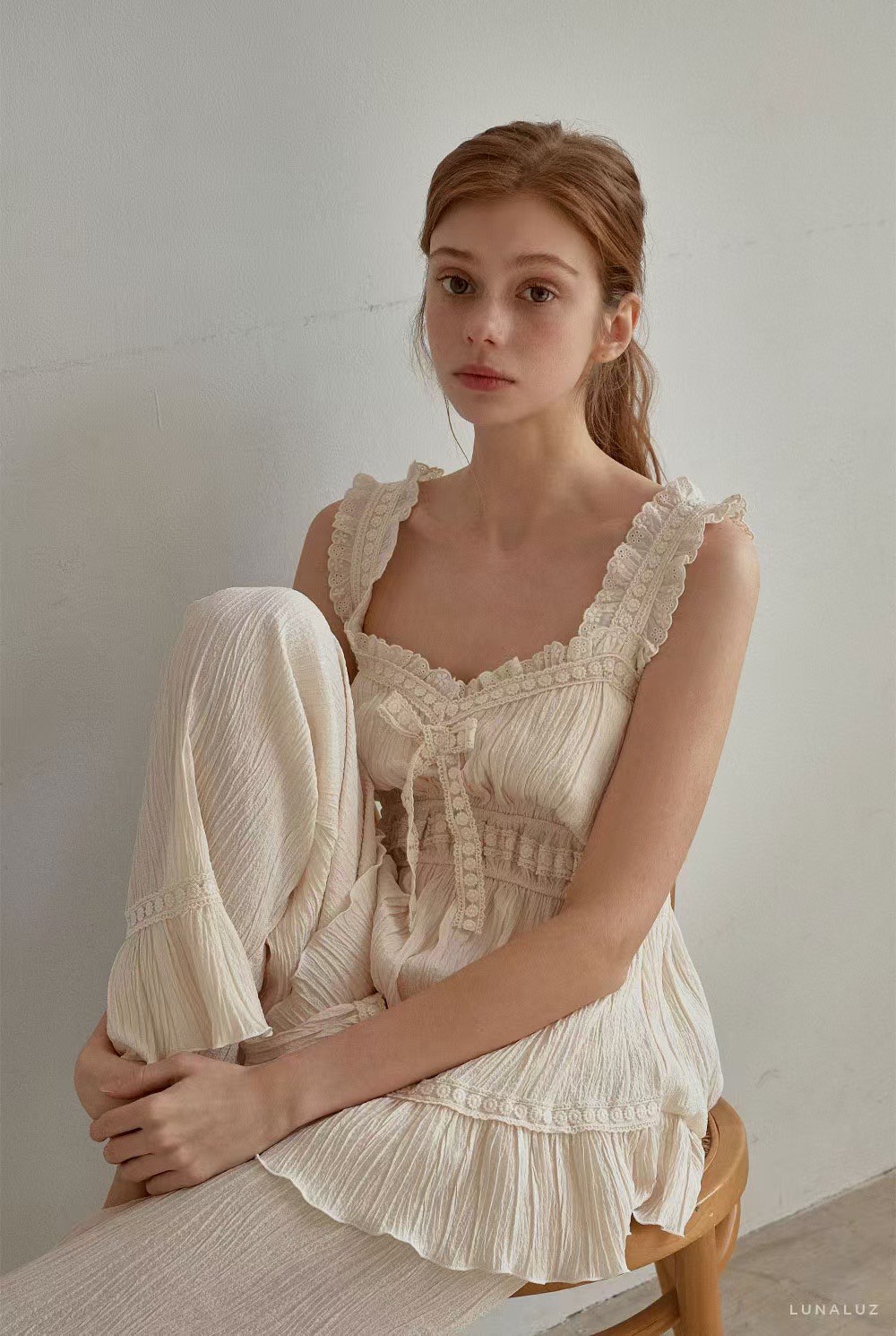 韓國 LUNA 法式清透絲沙兩件式長褲套裝睡衣