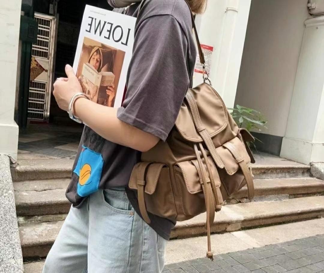 韓國TRO 多功能單肩斜挎後背包