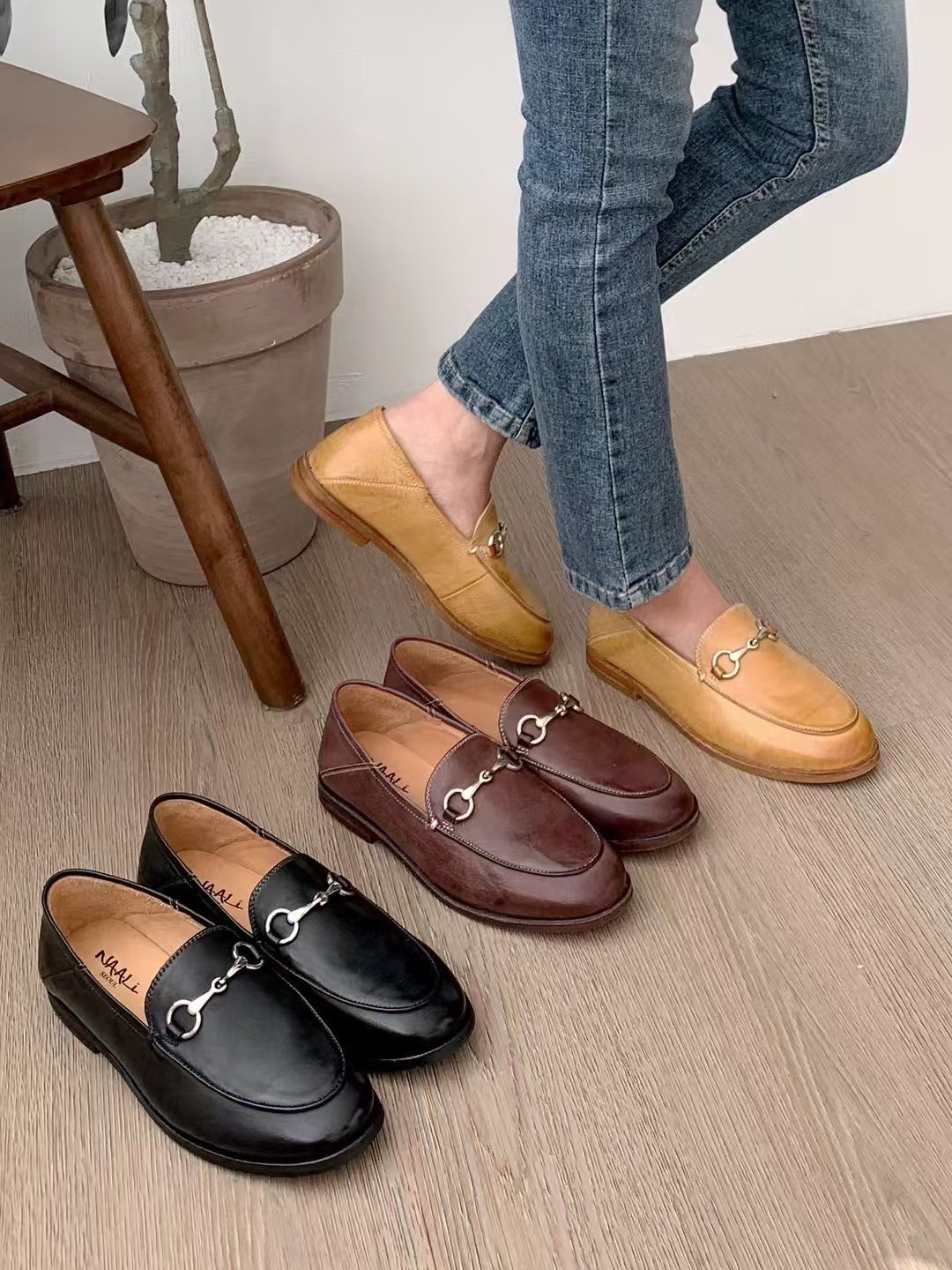 韓國 NAA 鐵扣手工訂製牛皮學院皮鞋