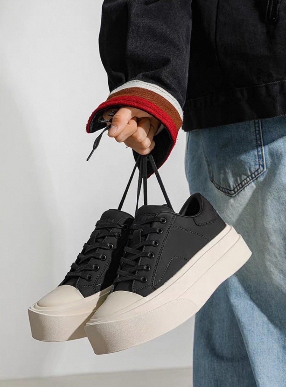 韓國 VBIN 四公分啞光厚底板鞋