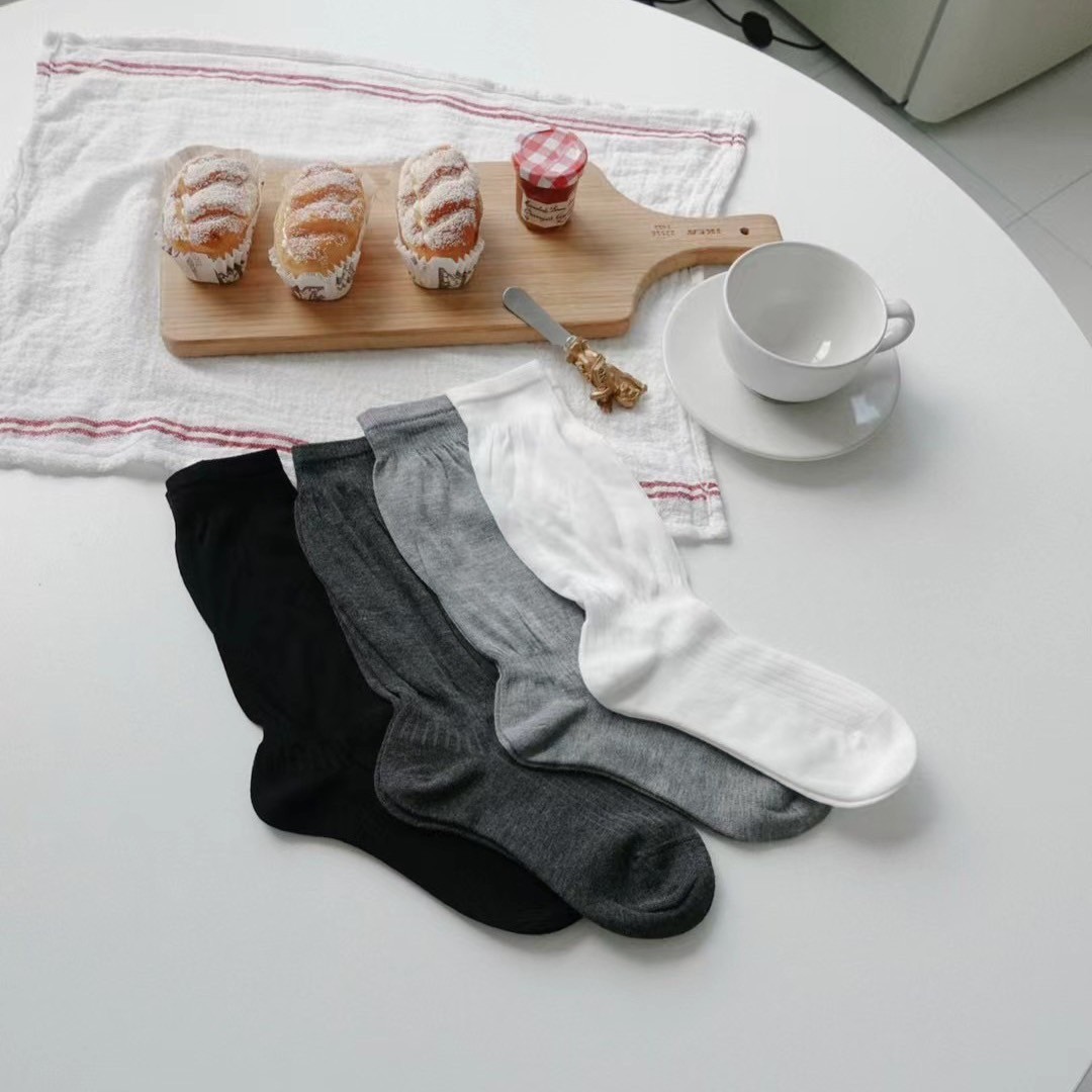 韓國UNI初春新款拼接透氣堆襪（中長款）