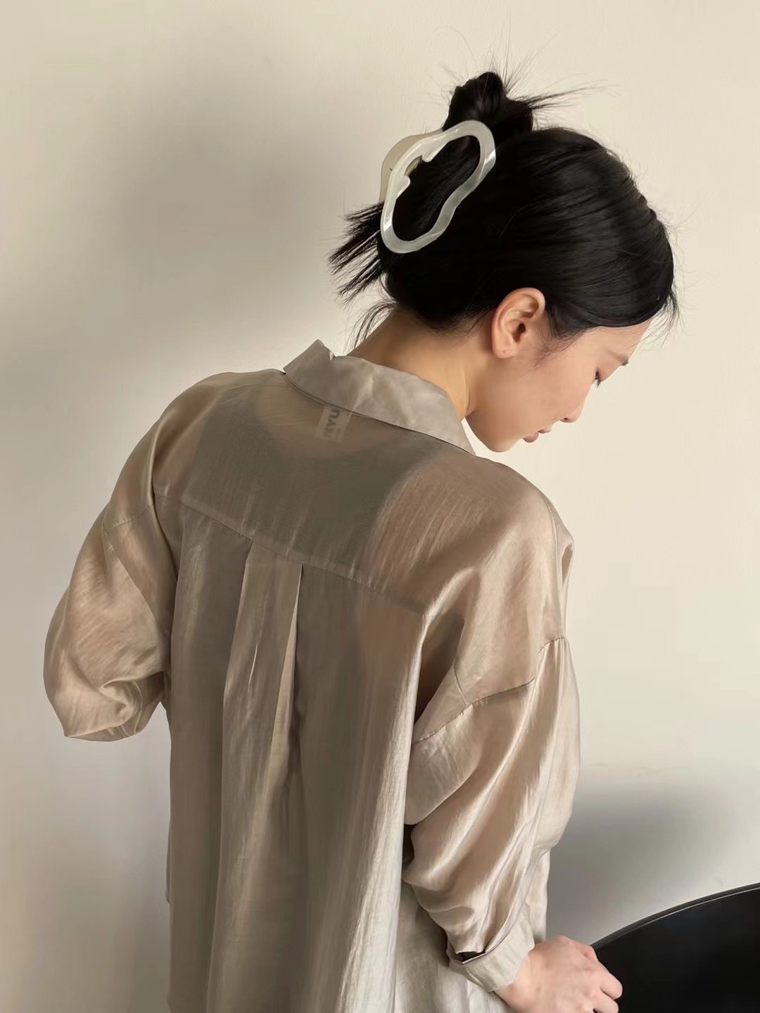 韓國NYU 法式浪漫鏤空雲朵鯊魚抓夾