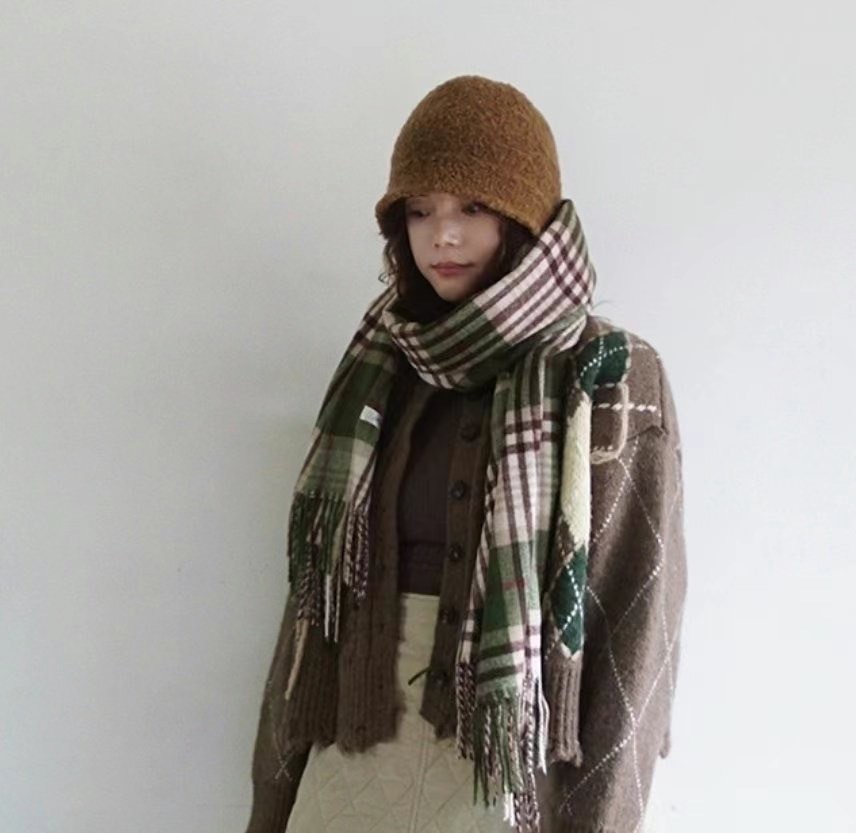 正韓EBA英倫格紋流蘇針織圍巾