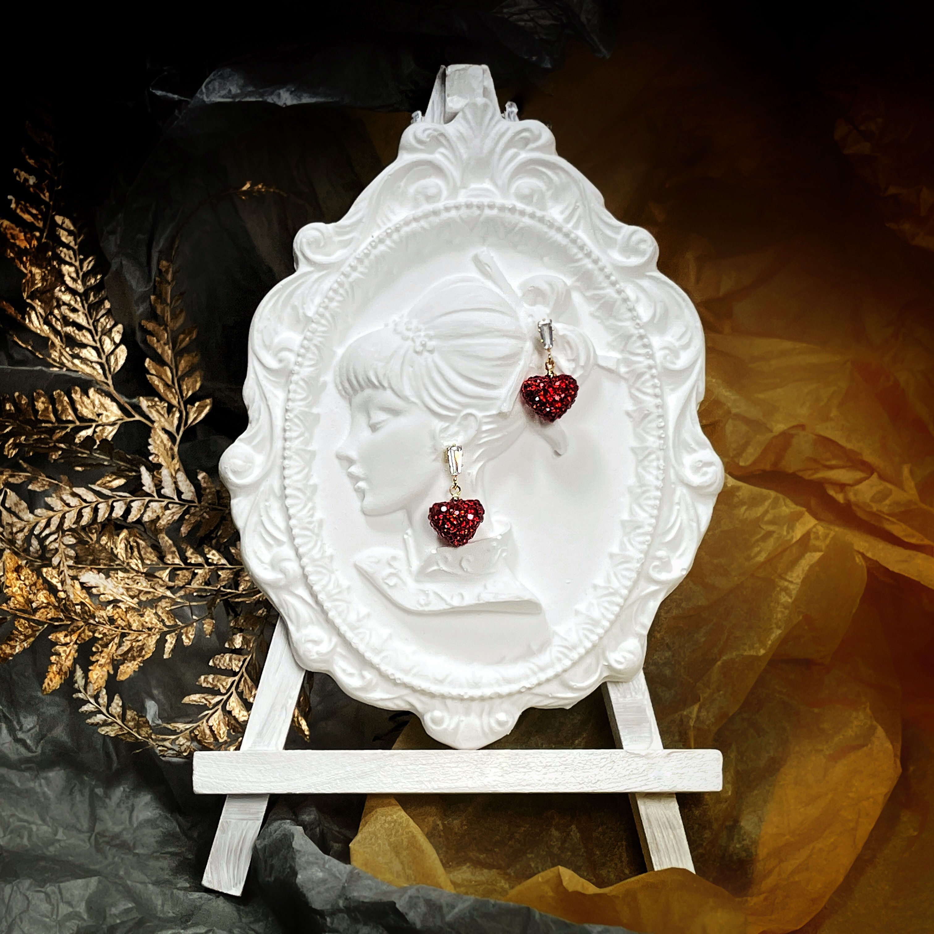 【 淳飾 】銀針｜小巧紅鑽垂墜愛心 12161913