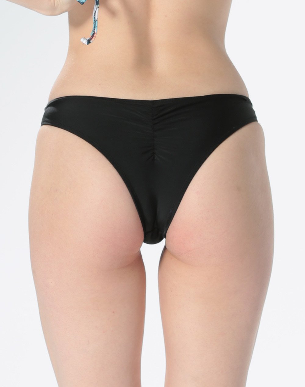 Haolang 經典黑蜜桃比基尼褲