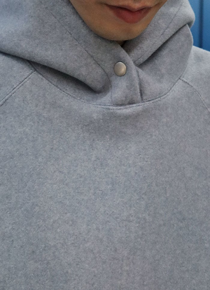 【 Giusto 】混羊毛單暗釦連帽上衣