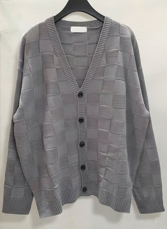 【 Giusto 】棋盤格V領針織罩衫