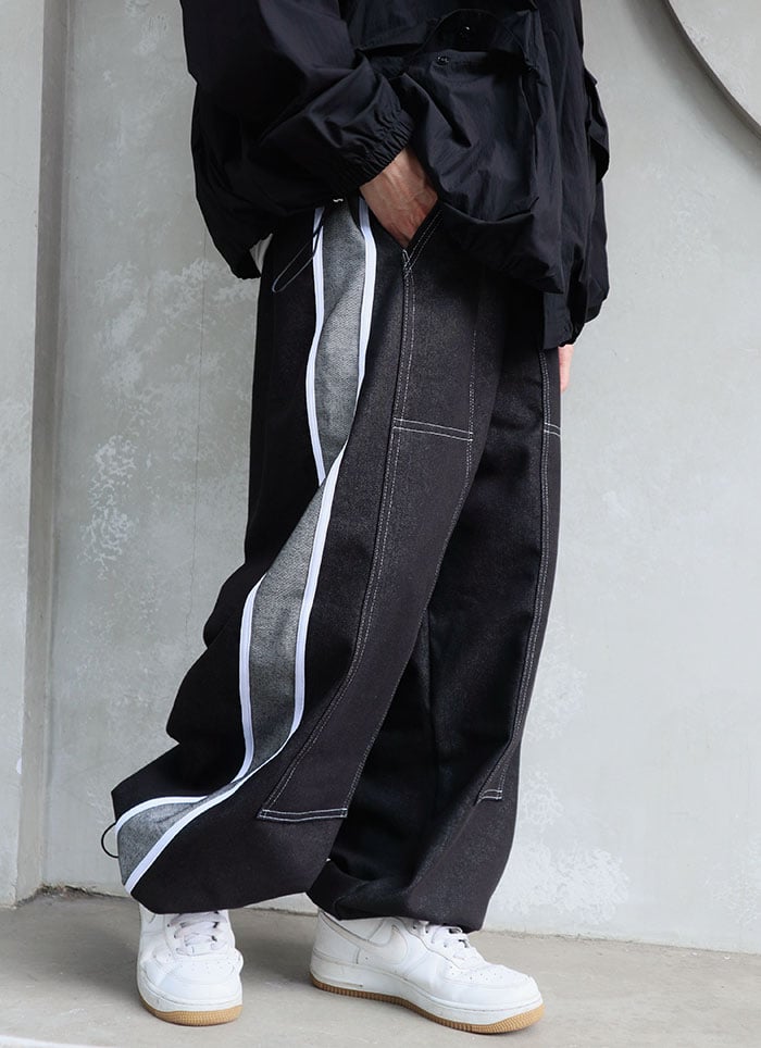 【 Giusto 】前車線兩側配色邊條牛仔寬褲