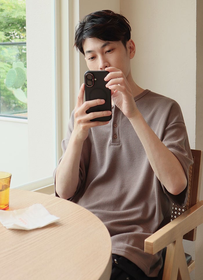 【 Giusto 】布料超舒服前開釦圓領上衣