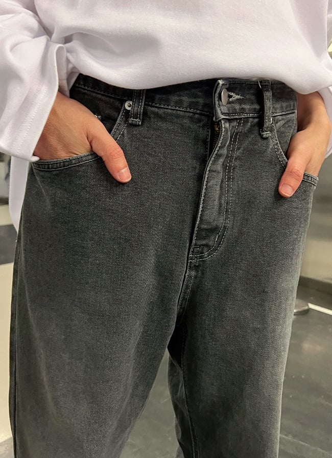 【 Giusto 】灰色系微寬版牛仔褲 韓國空運 必備推薦