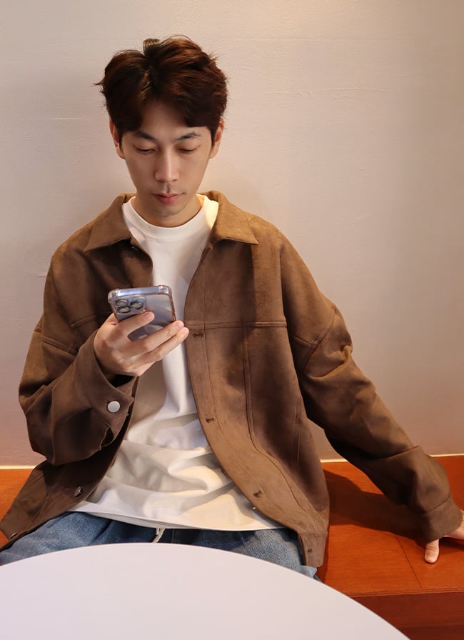 【 Giusto 】麂皮素面短板長袖外套 韓系穿搭