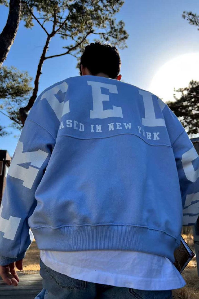 【 Giusto 】背後英字印圖設計大學T