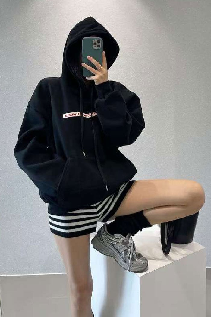 【 Giusto 】高磅數胸前布標連帽上衣