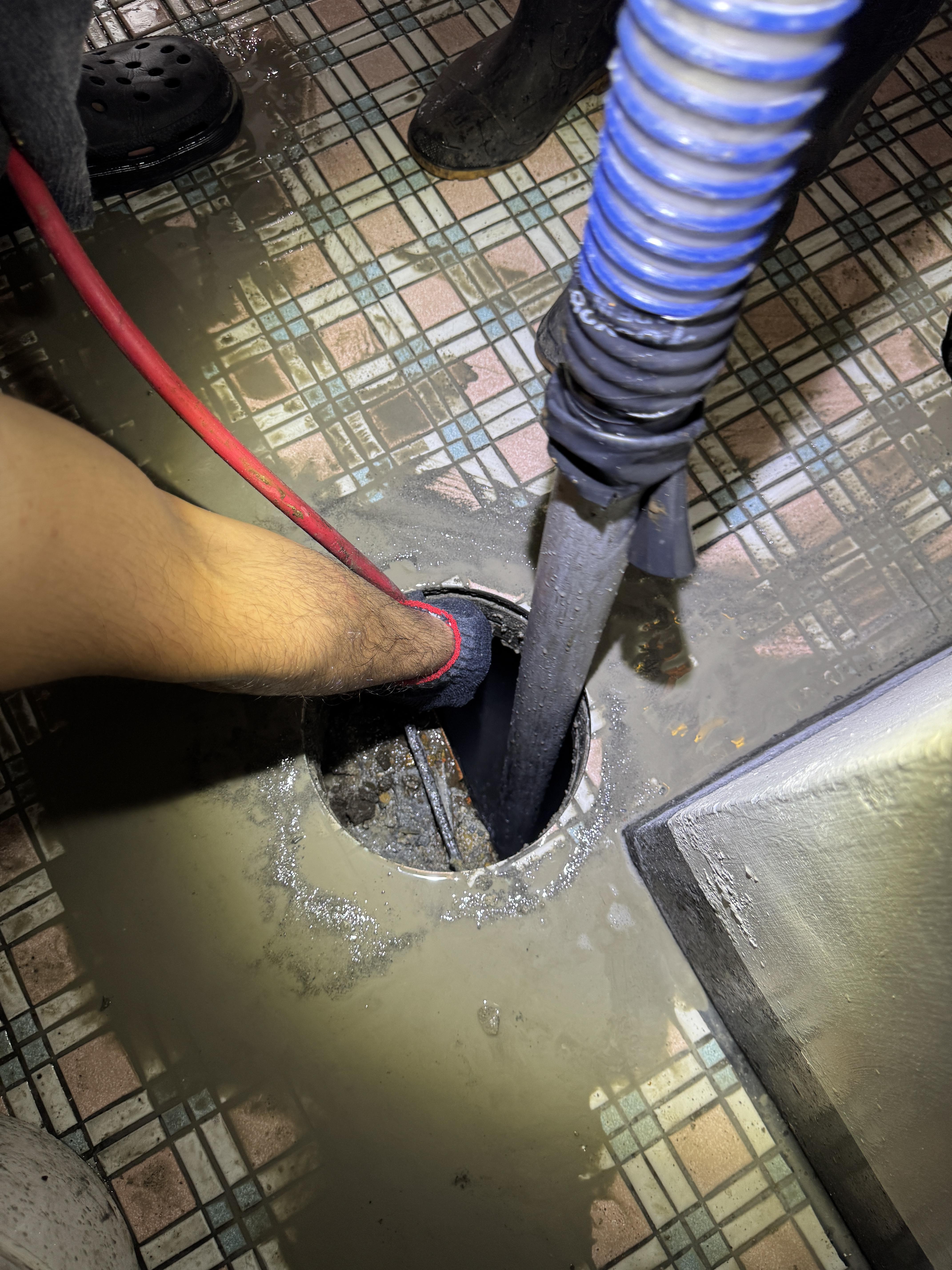 高雄仁武專業抽水肥｜透天厝微整｜化糞池維護｜高壓水刀清洗