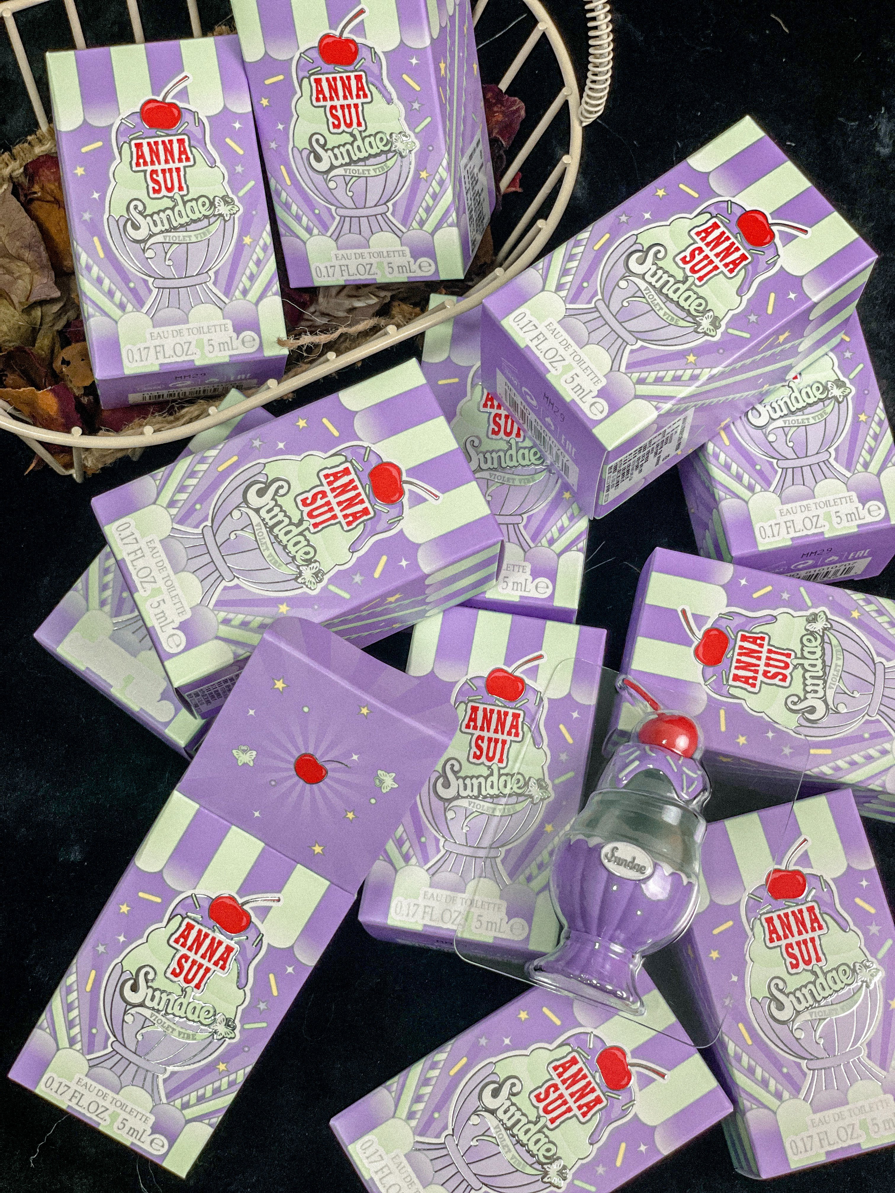 Anna Sui 安娜蘇 果漾聖代女性淡香水-戀愛紫檸 5ML