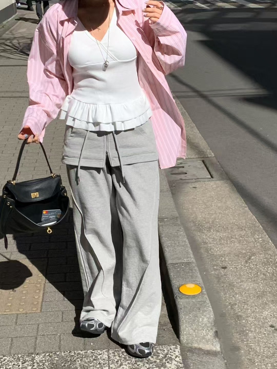 ♡正韓♡交叉下擺荷葉背心上衣