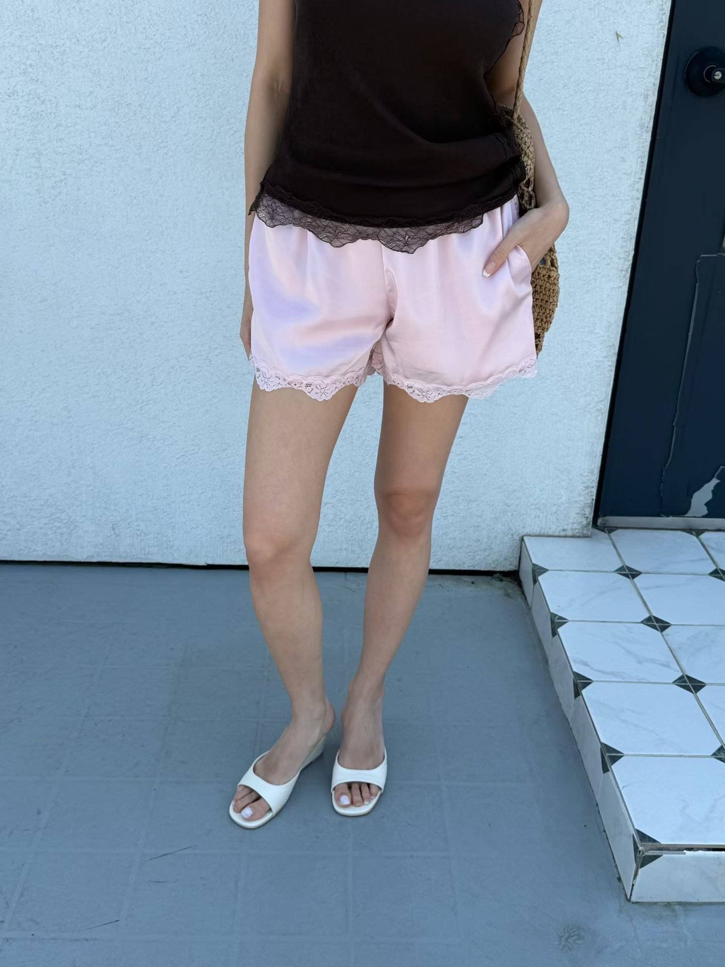♡正韓♡光澤感蕾絲短褲