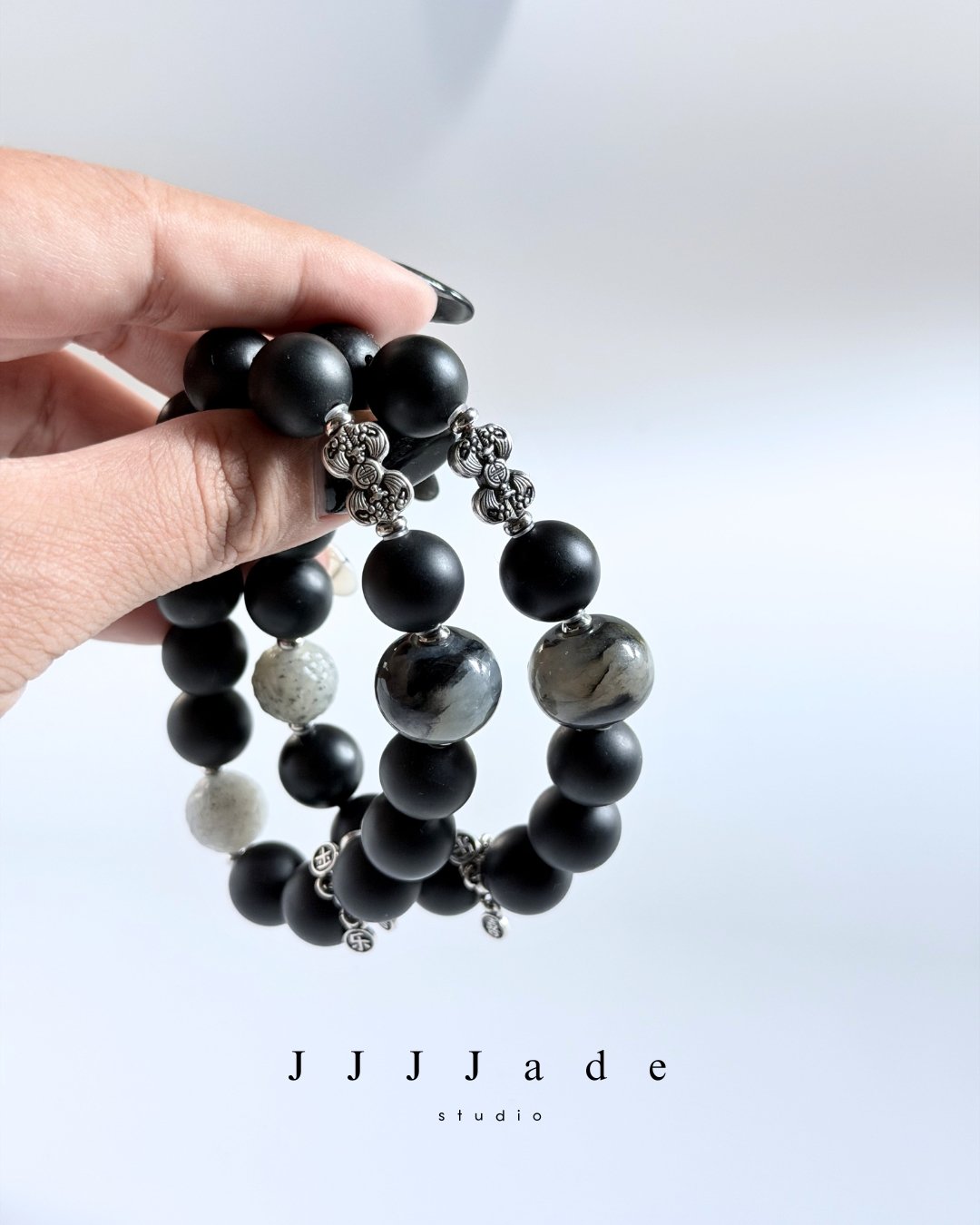 T345 一念 | 和田玉墨玉手串